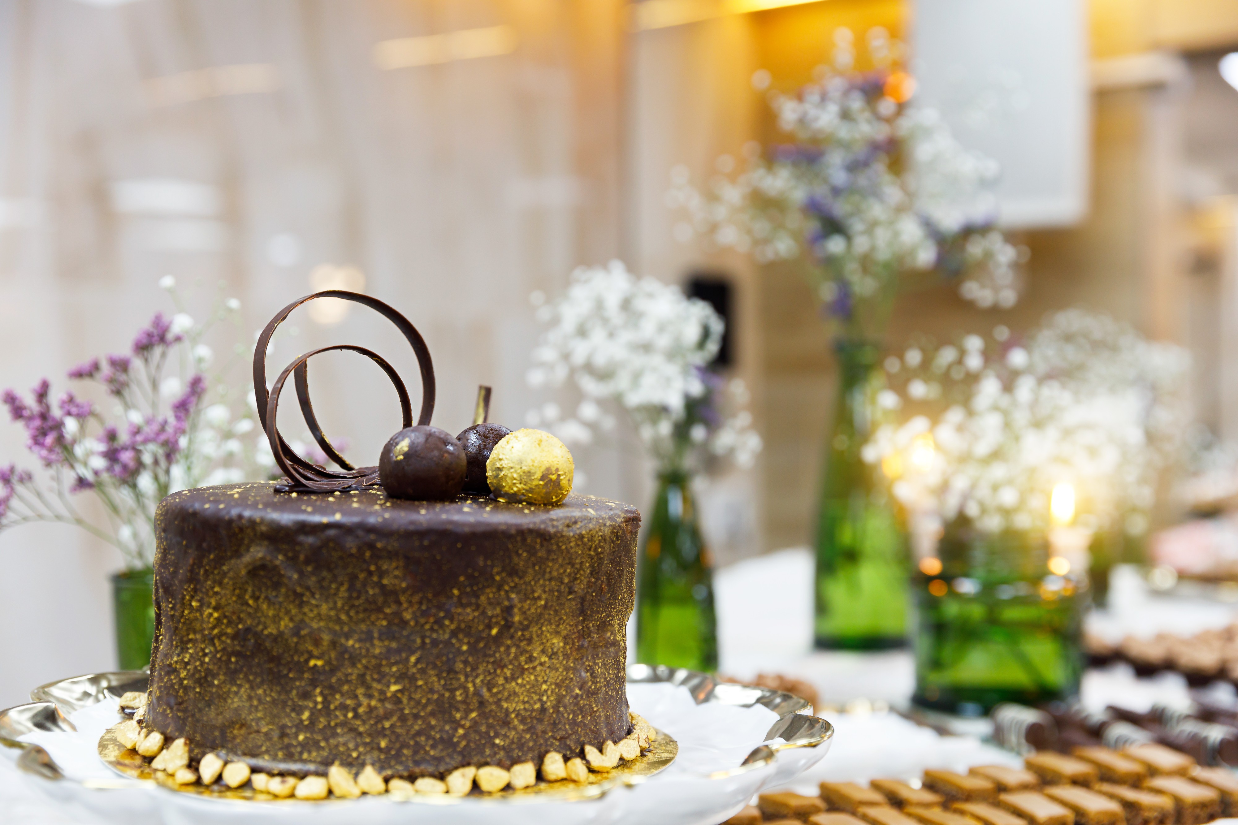 אירוסין 3מוקטן.jpg