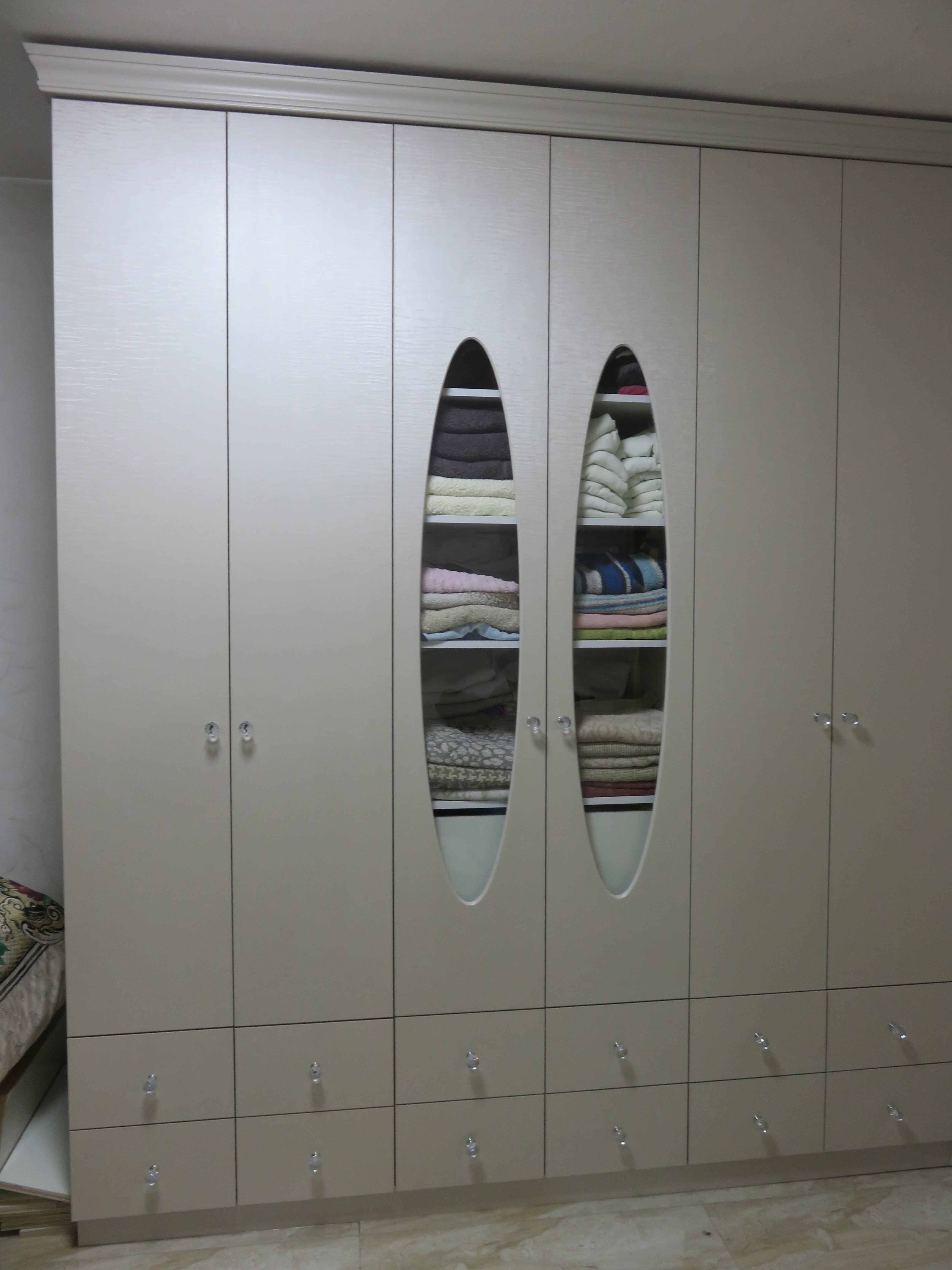 אליפסה לוילון