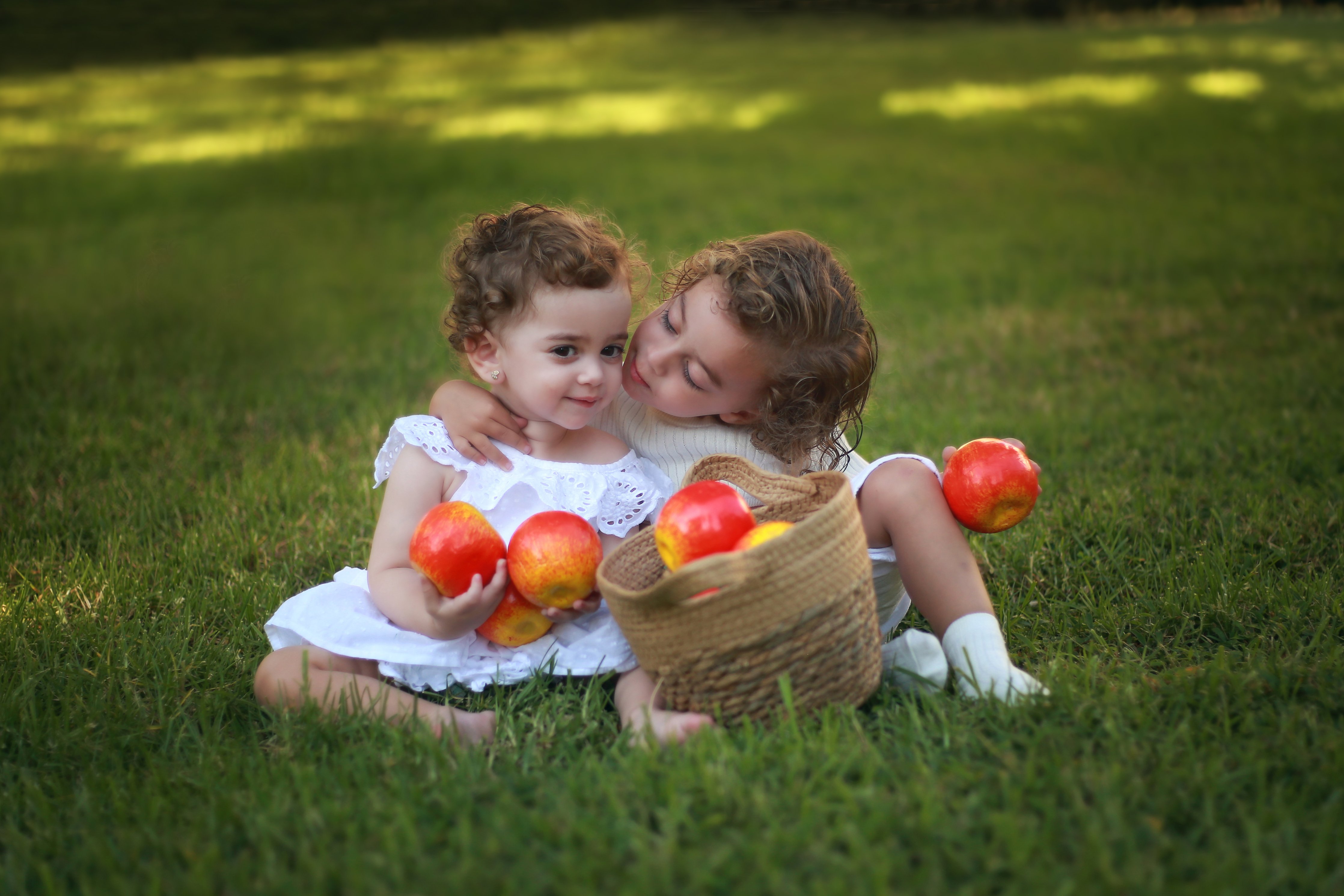 ביחד נשיקה copy 3.jpg