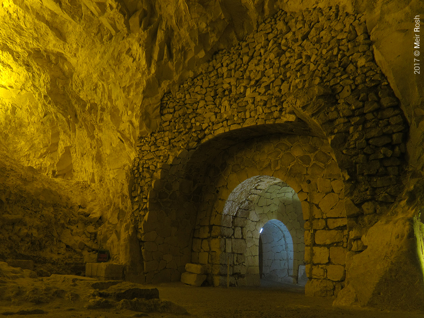 בית שערים (2)