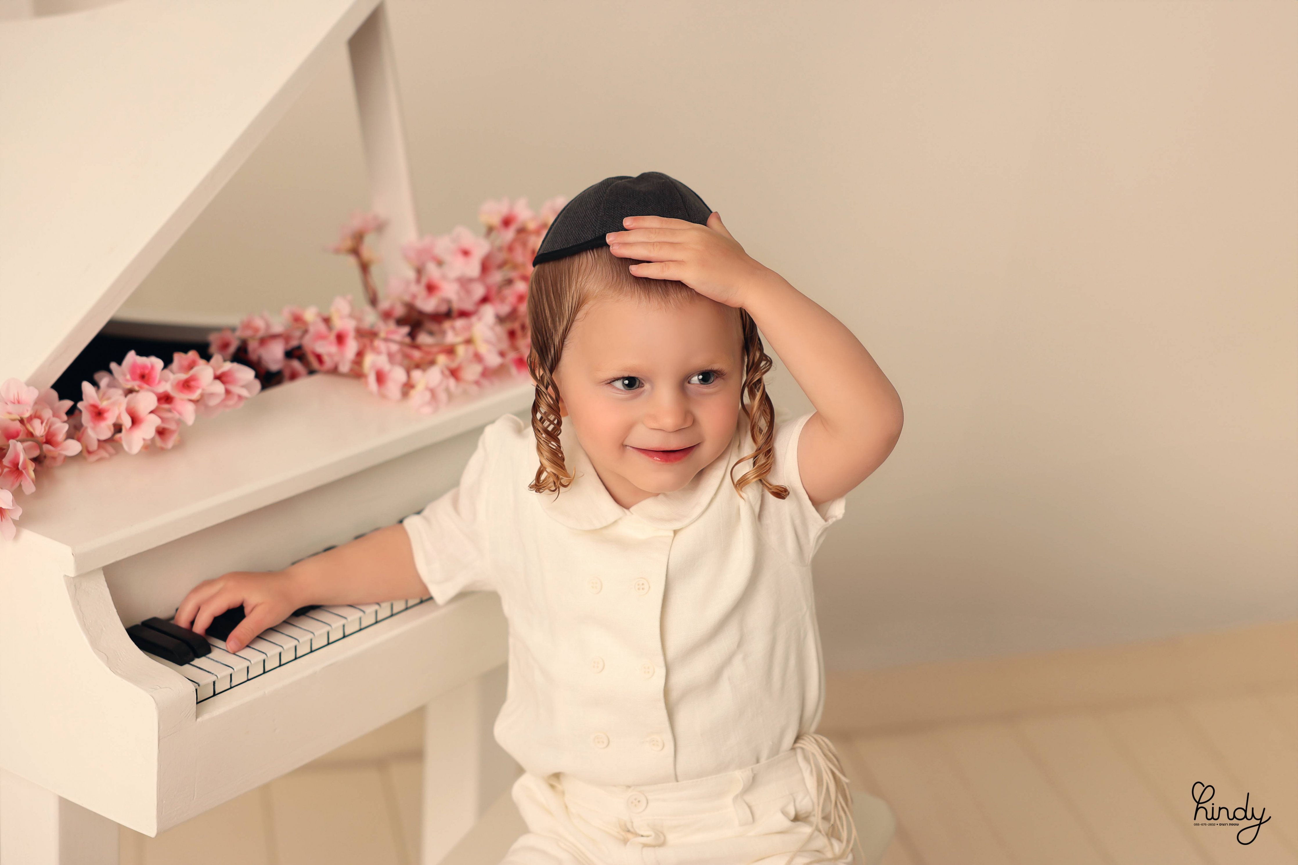 הינדי בלוי צילום 0556752832