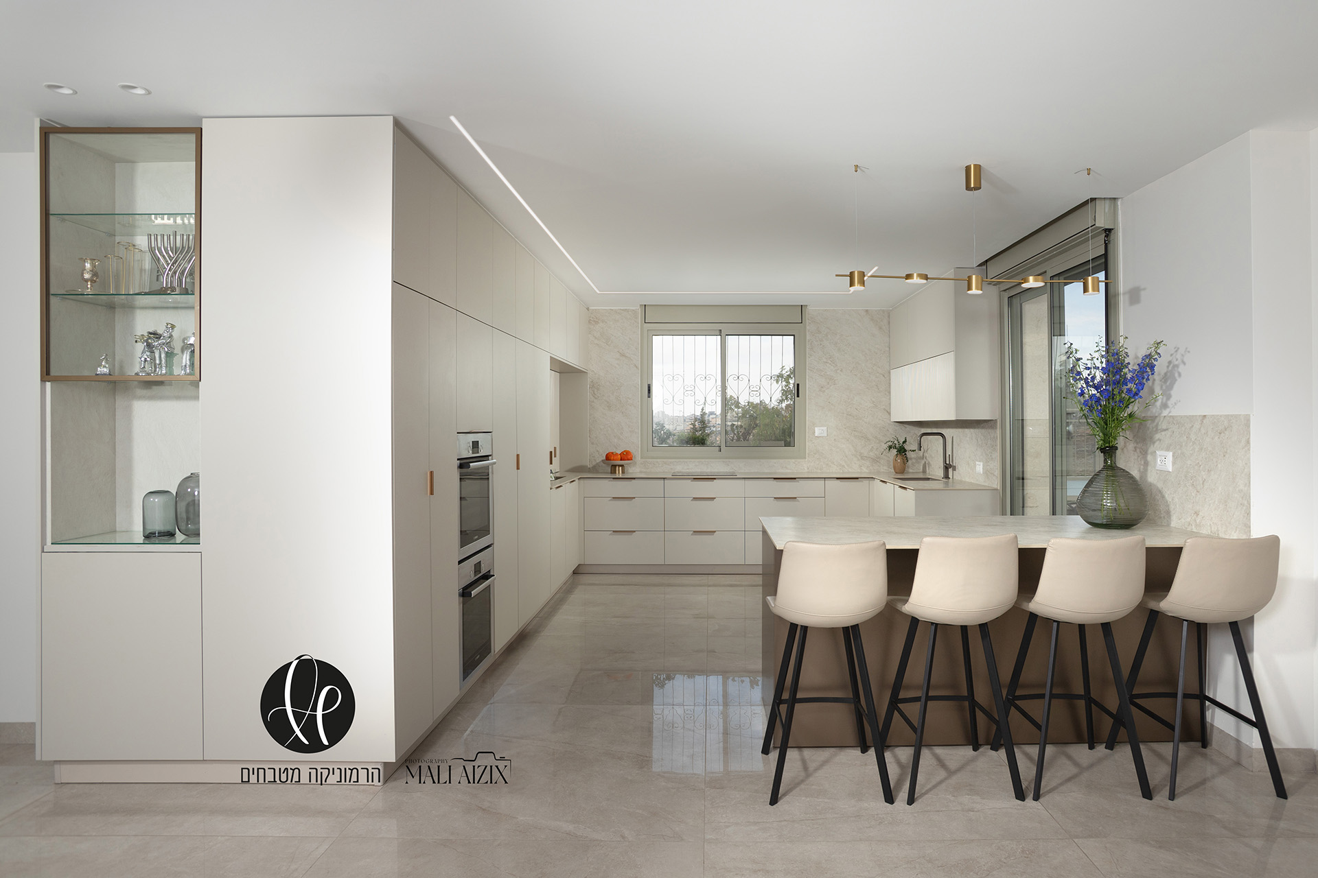 המטבח המרחבי- הרמוניקה מטבחים  (4).jpg