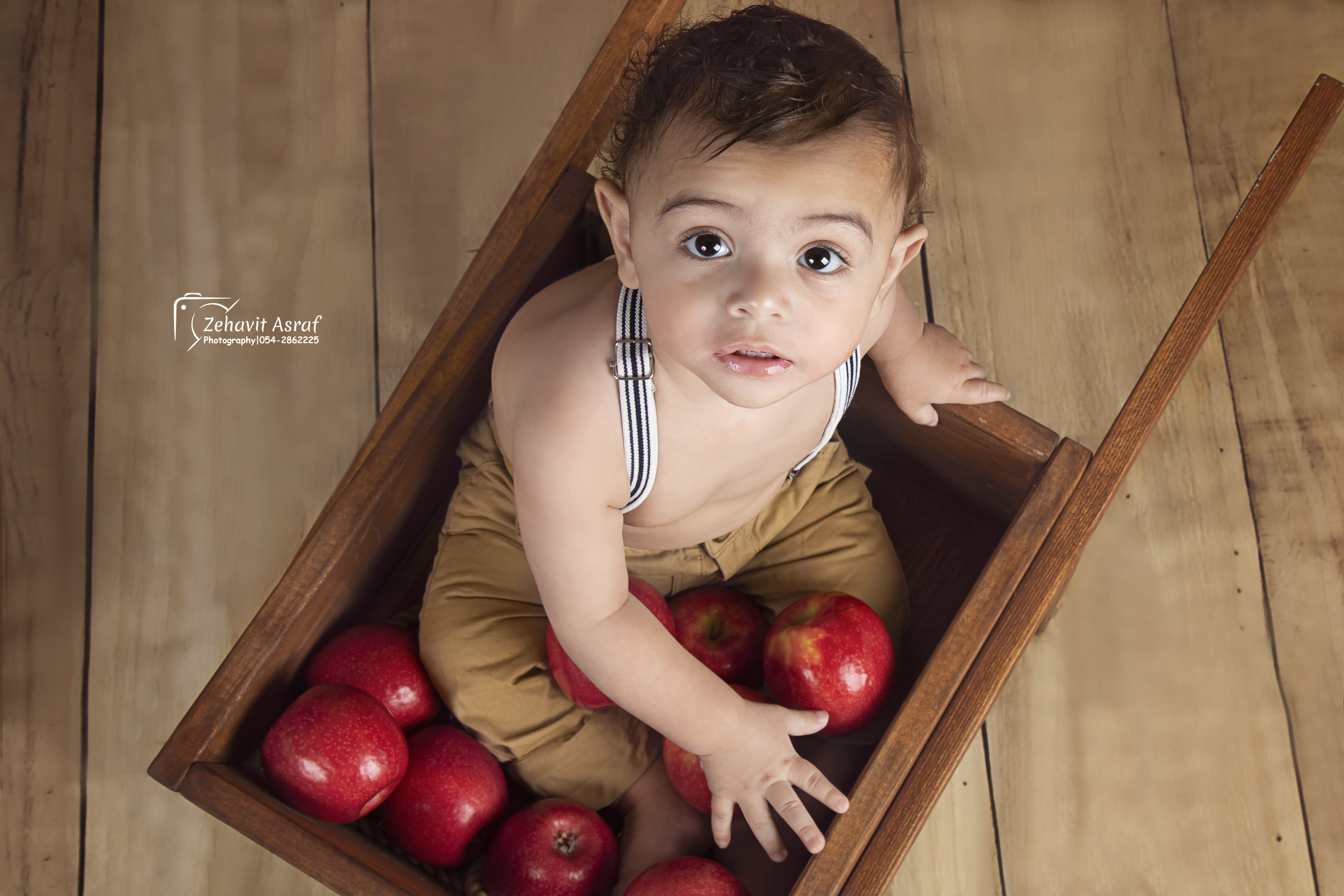 זהבית אסרף צילומי ראש השנה.jpg