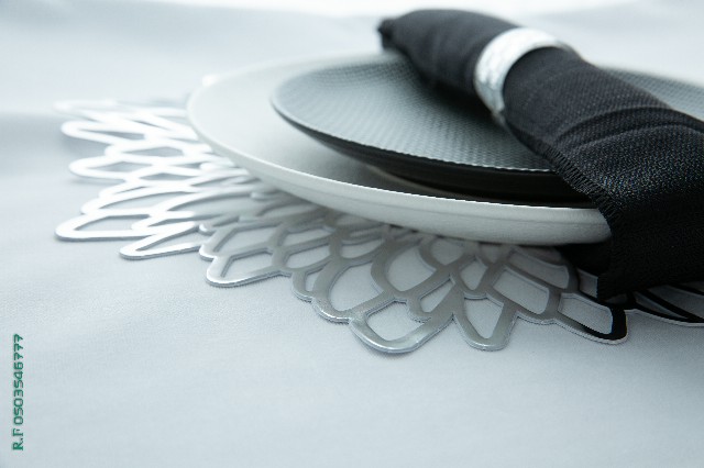 חלק מסט צילומים למותג המפות והכלים בל טבולו.