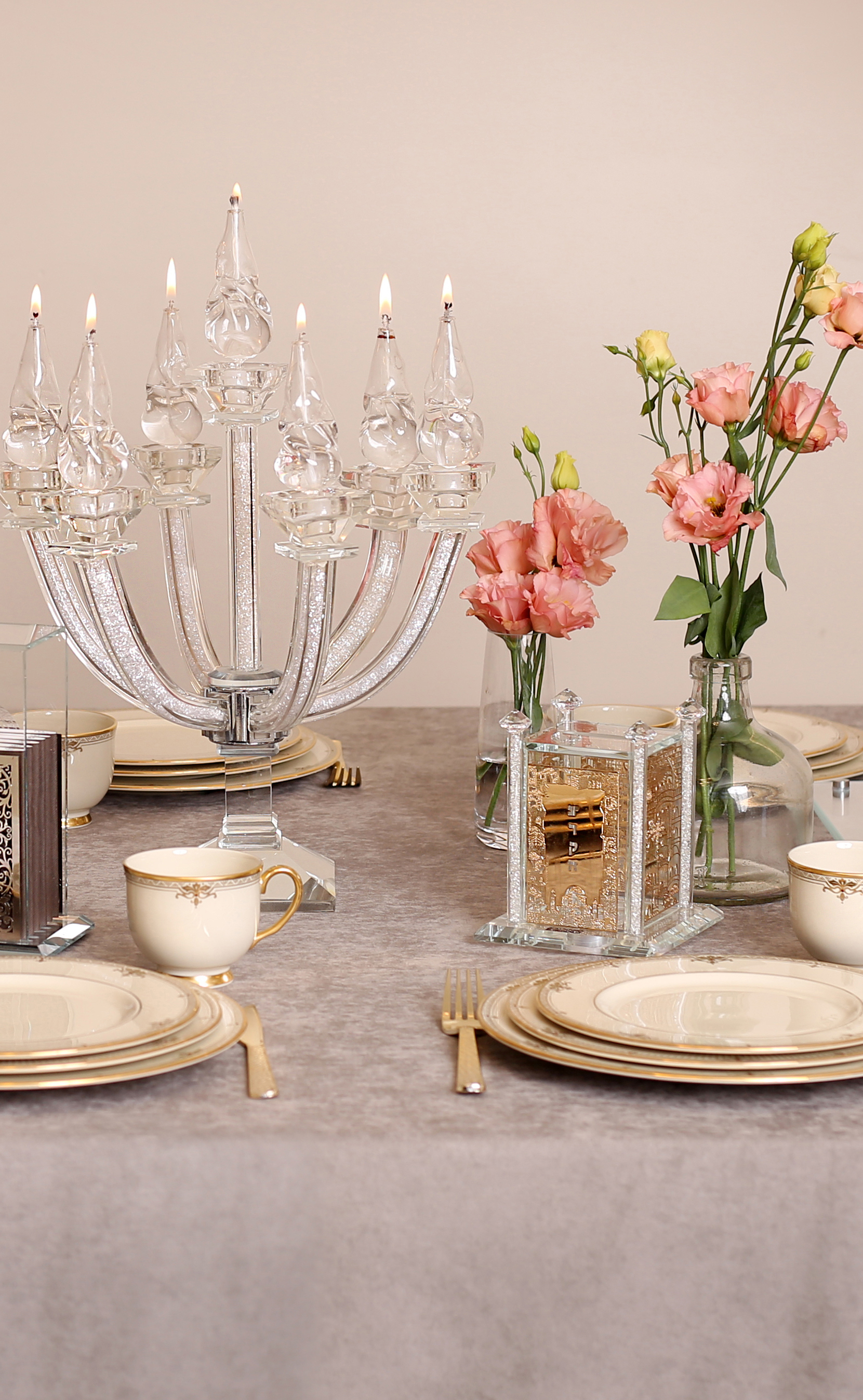 יודאקה ואביזרי שולחן