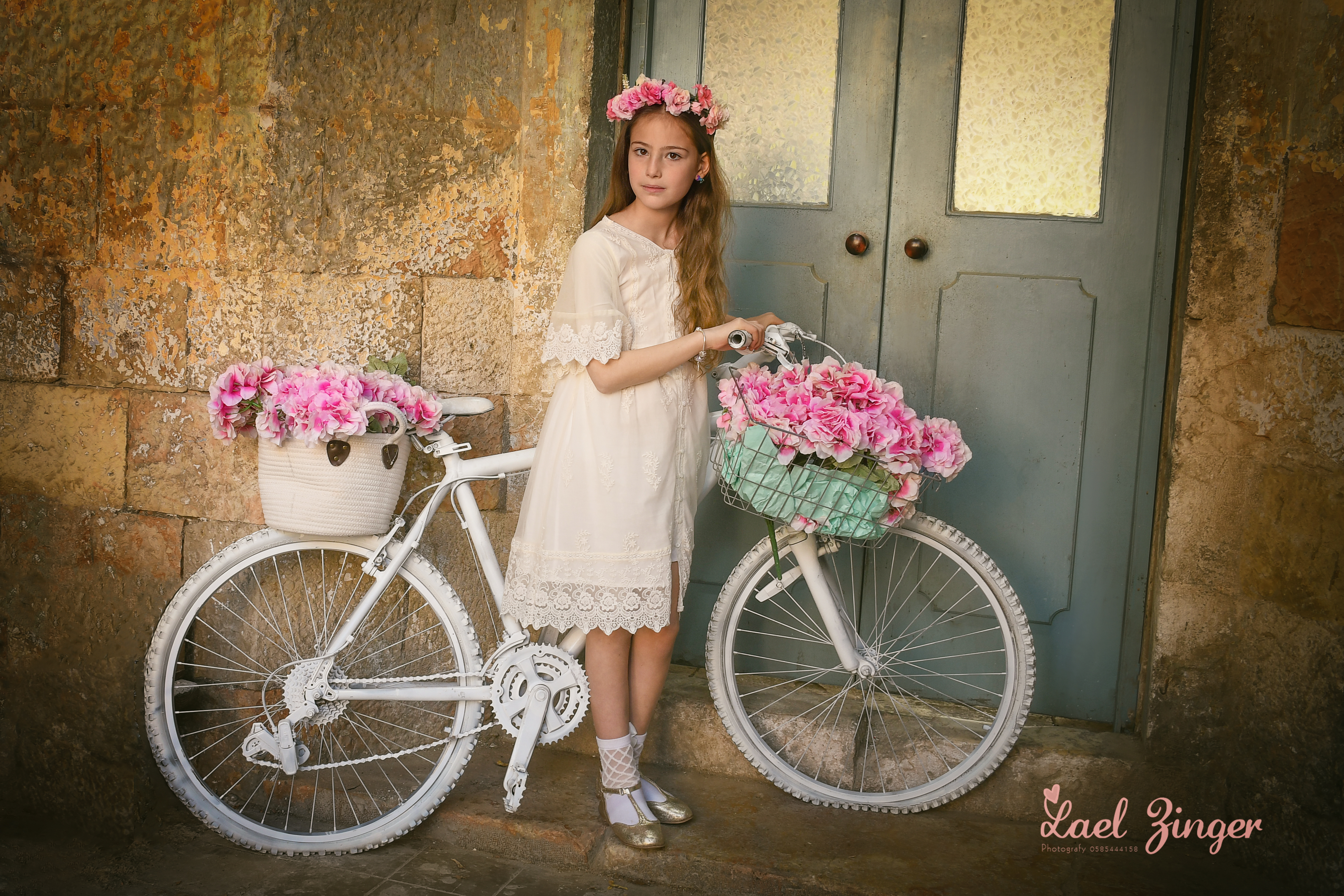 יעל זינגר- 0585444158