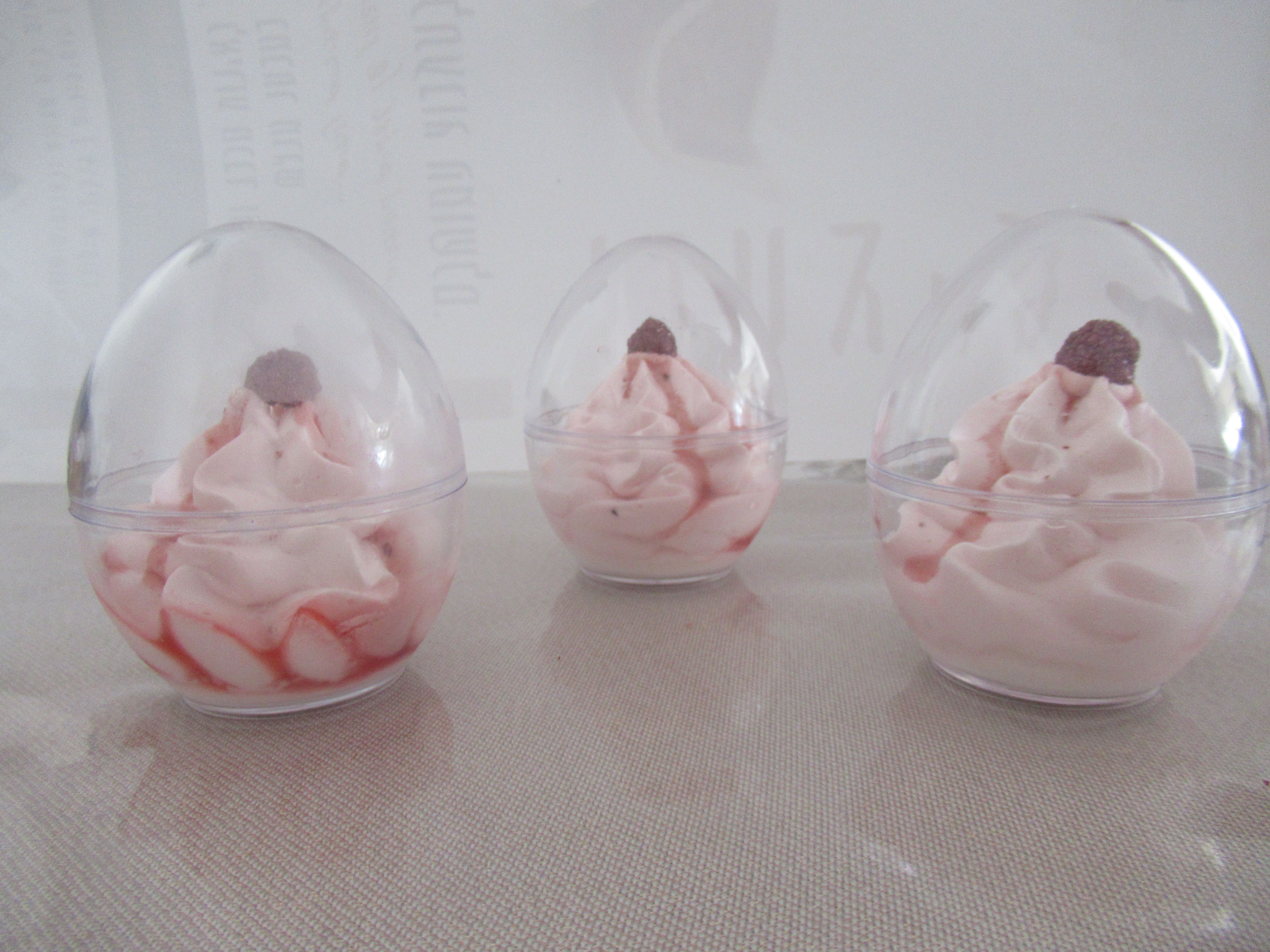 כוס ביצה סגור.JPG