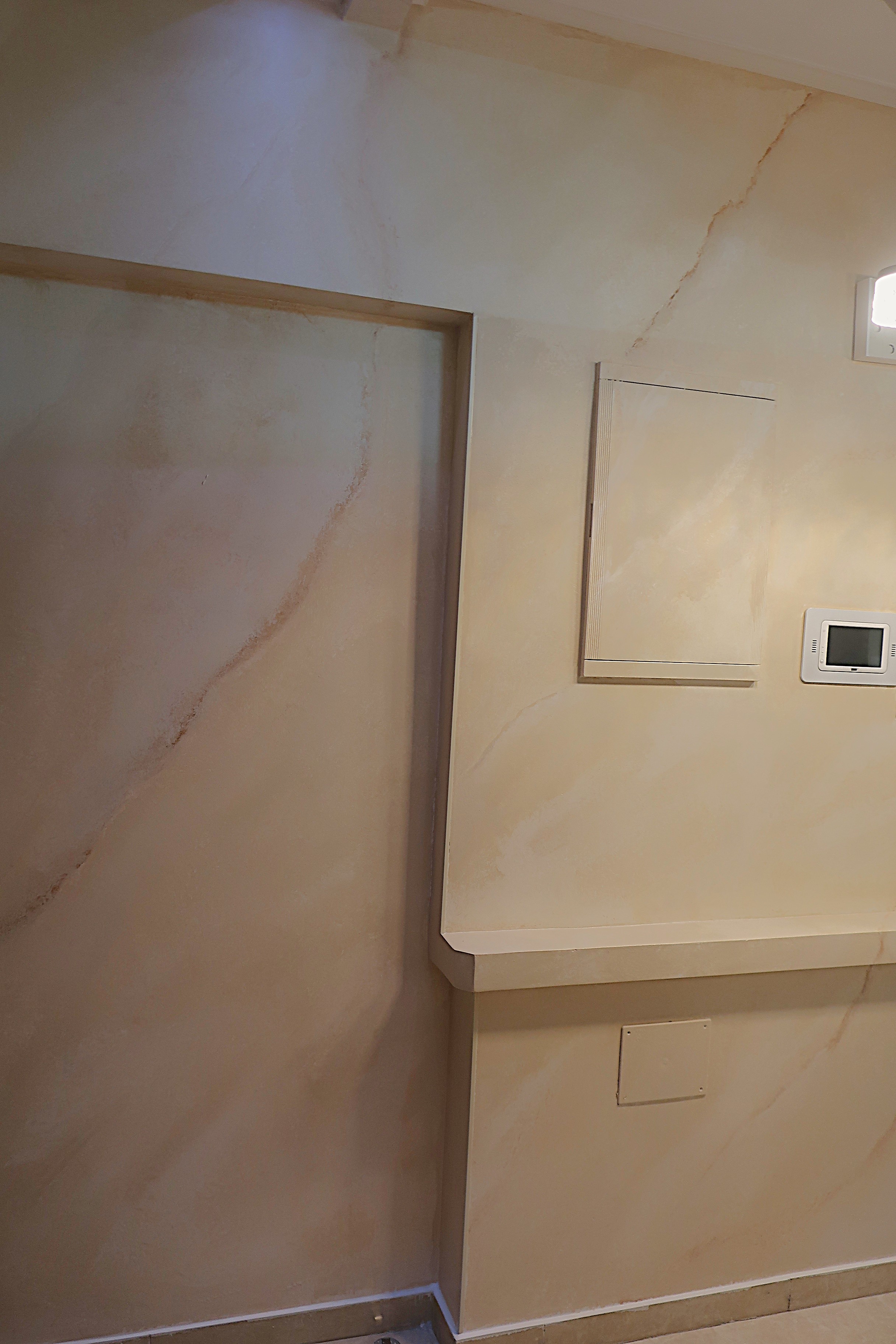 כניסה לבית.JPG