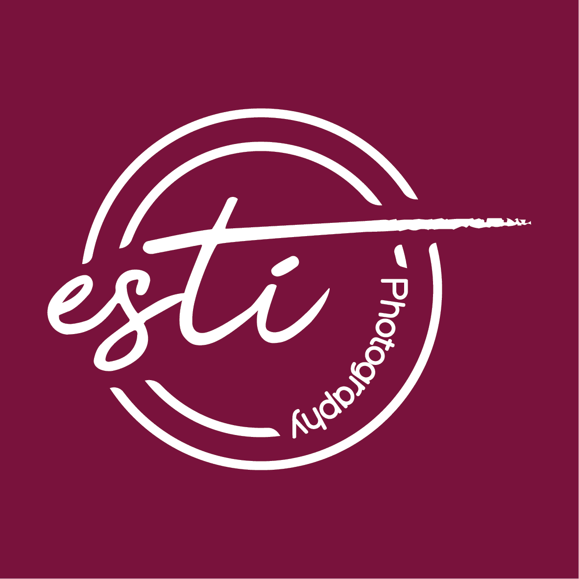 לוגו לצלמת מוכשרת