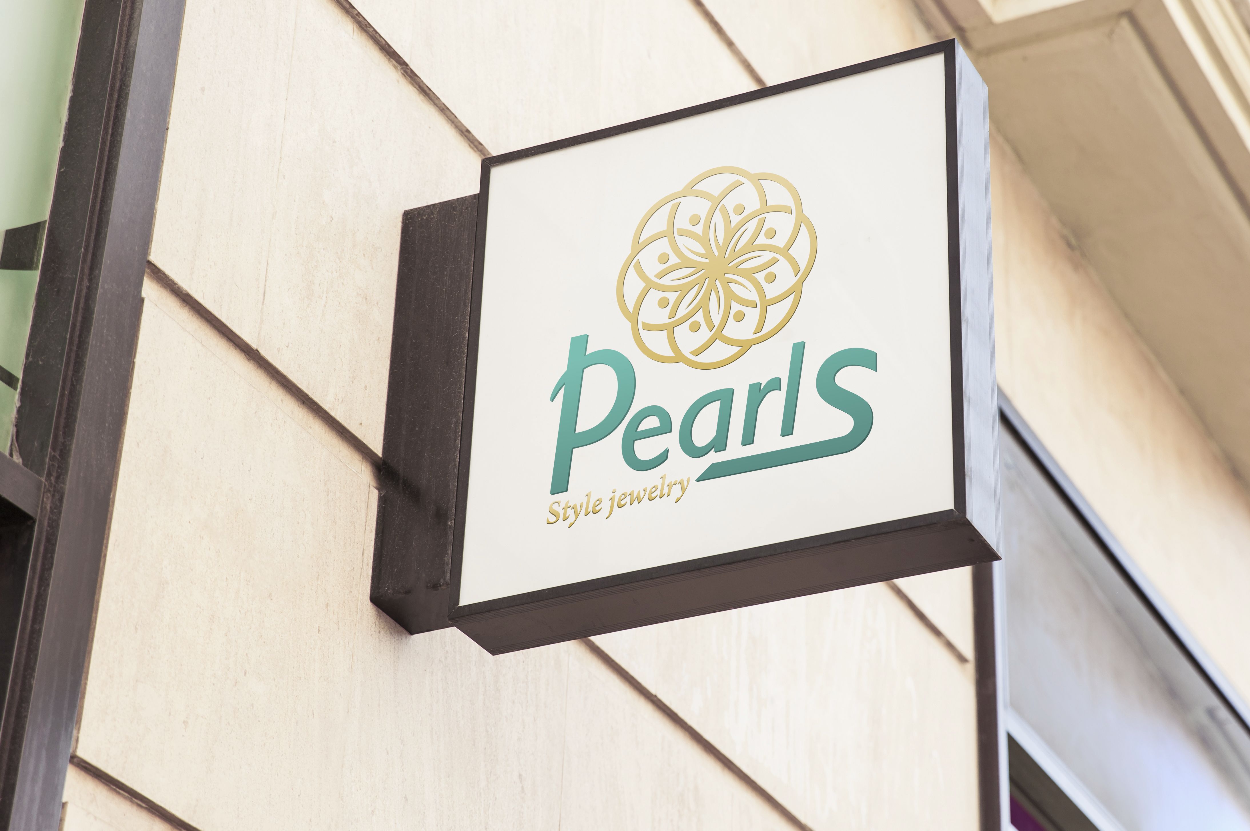 לוגו פלארס על שלט.jpg