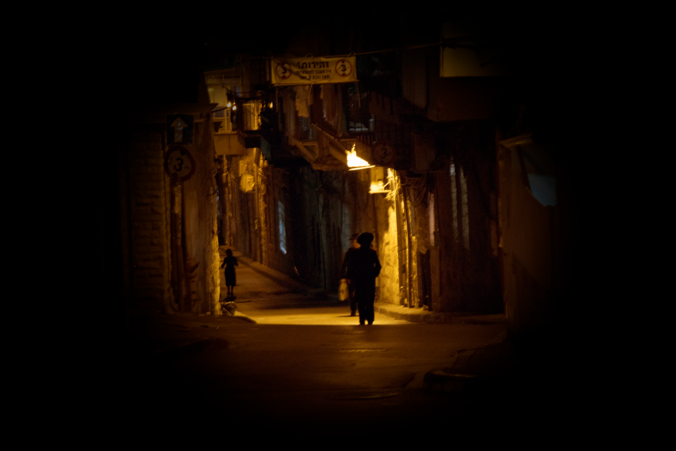 לילה במאה שערים