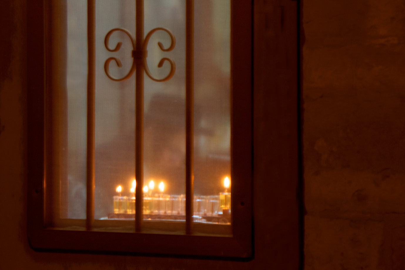 לימוד לאור הנרות