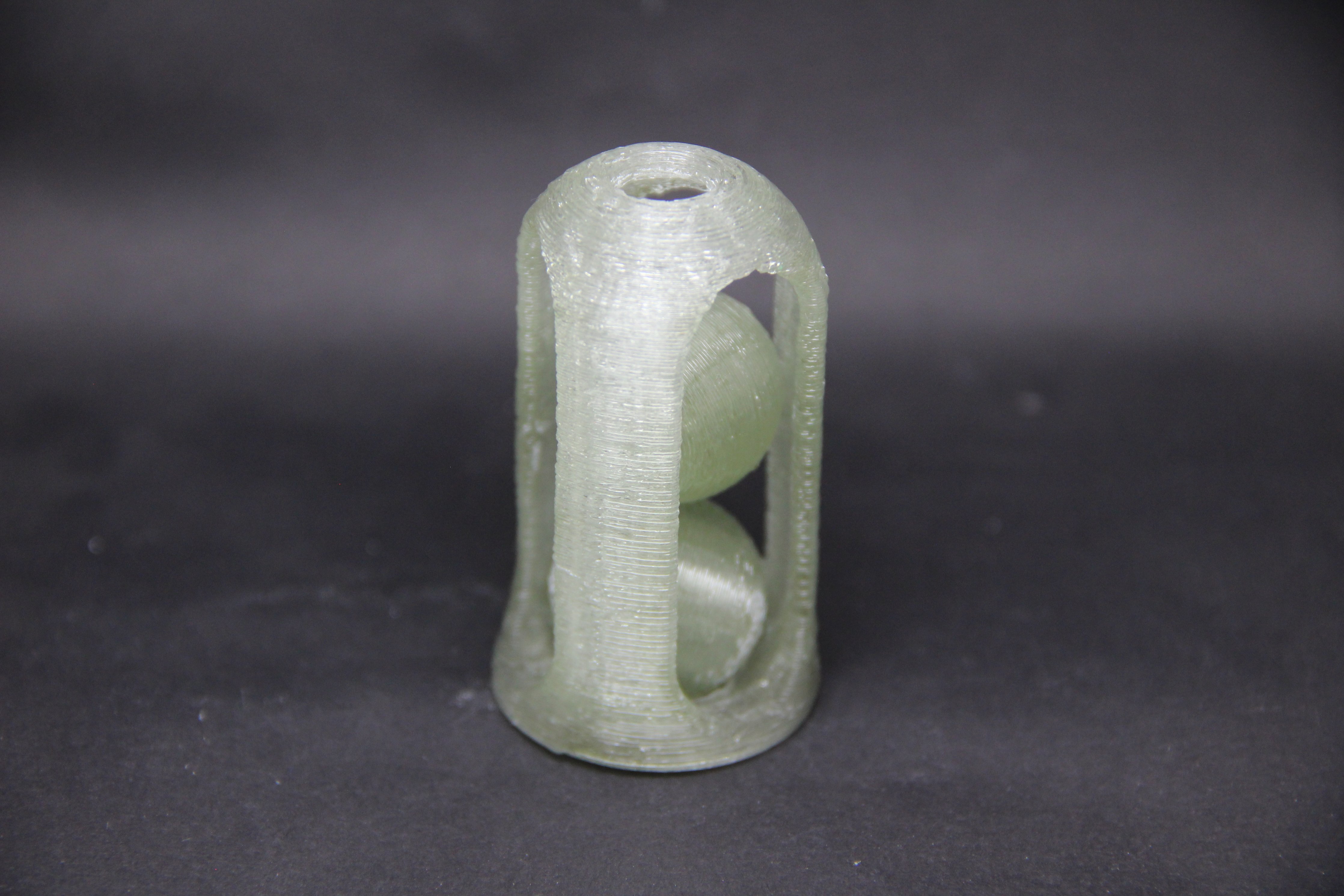 מודל להדגמת הדפסה עם תמיכות