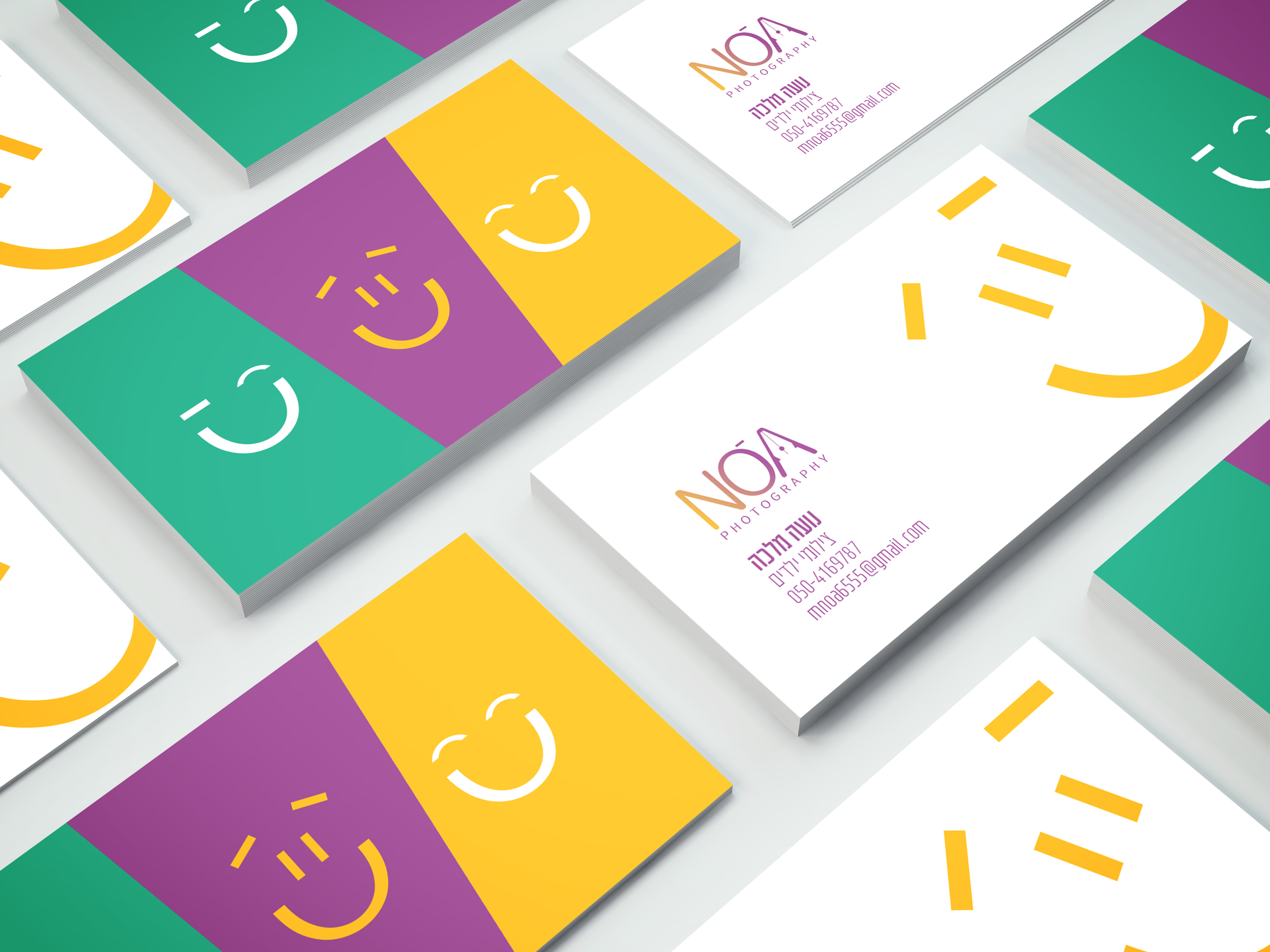 מוקאפ הרבה כרטיסי ביקור באלכסון.jpg