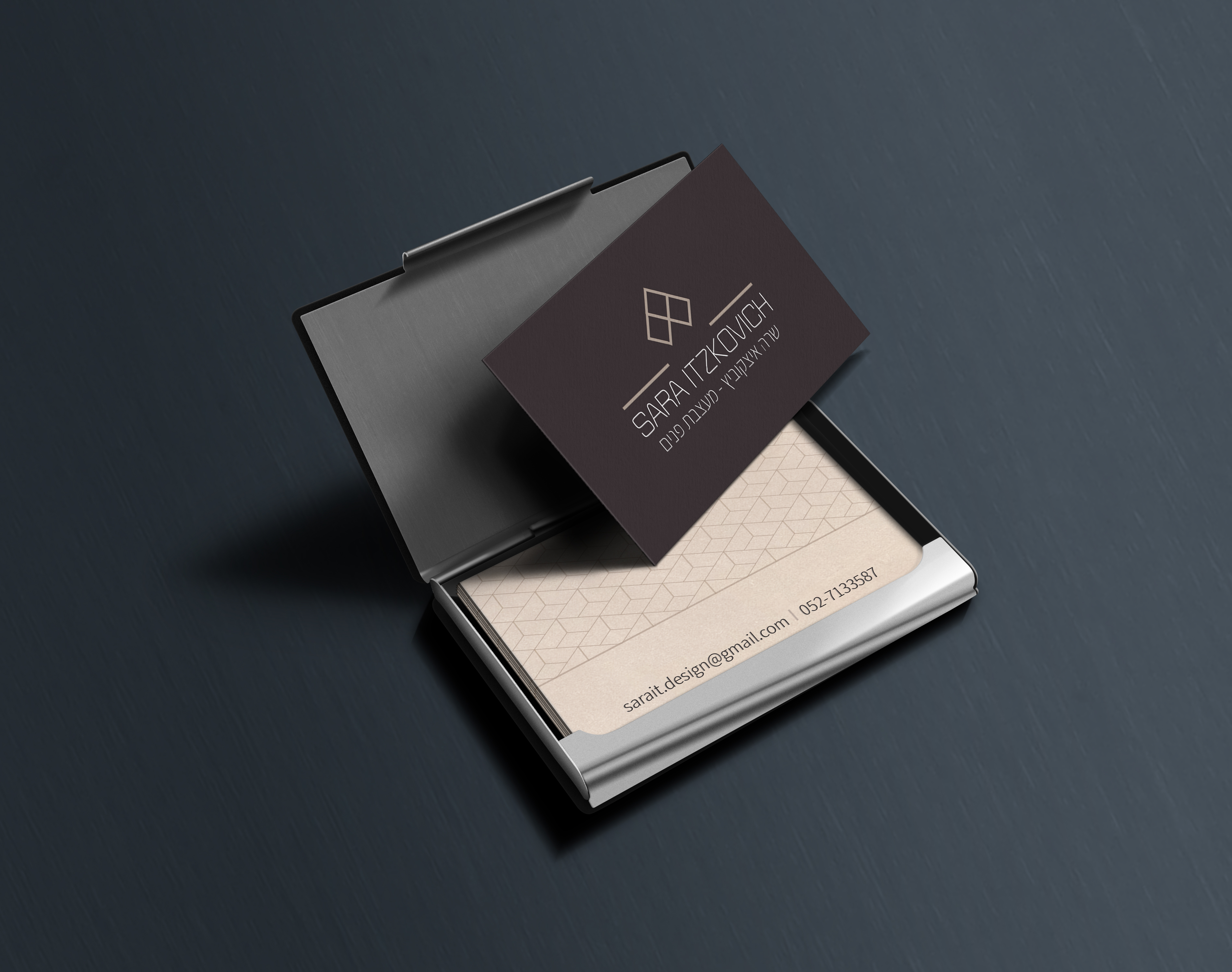 מוקאפ כרטיסי ביקור  יוקרתי