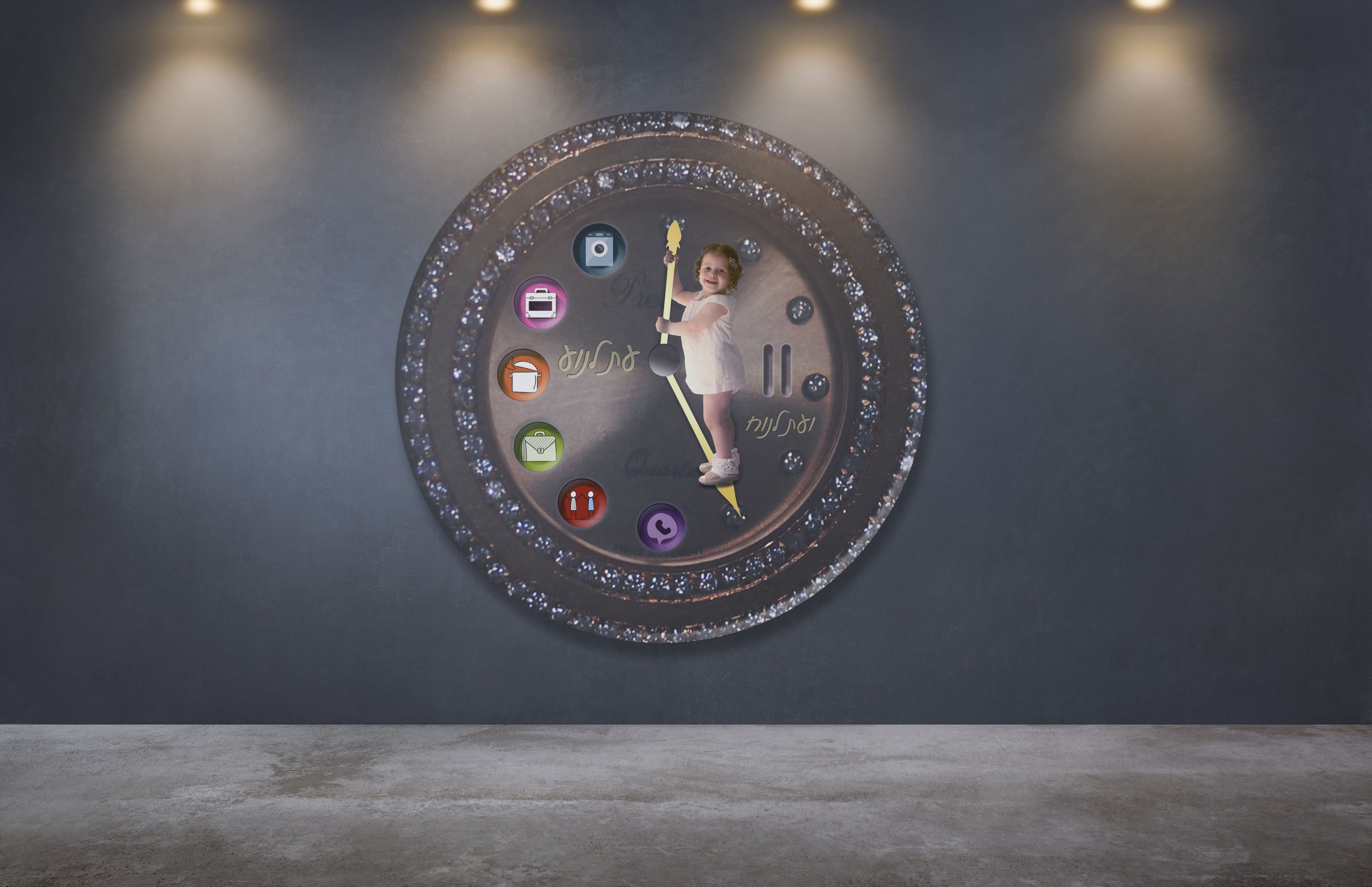 מוקאפ שעון.jpg