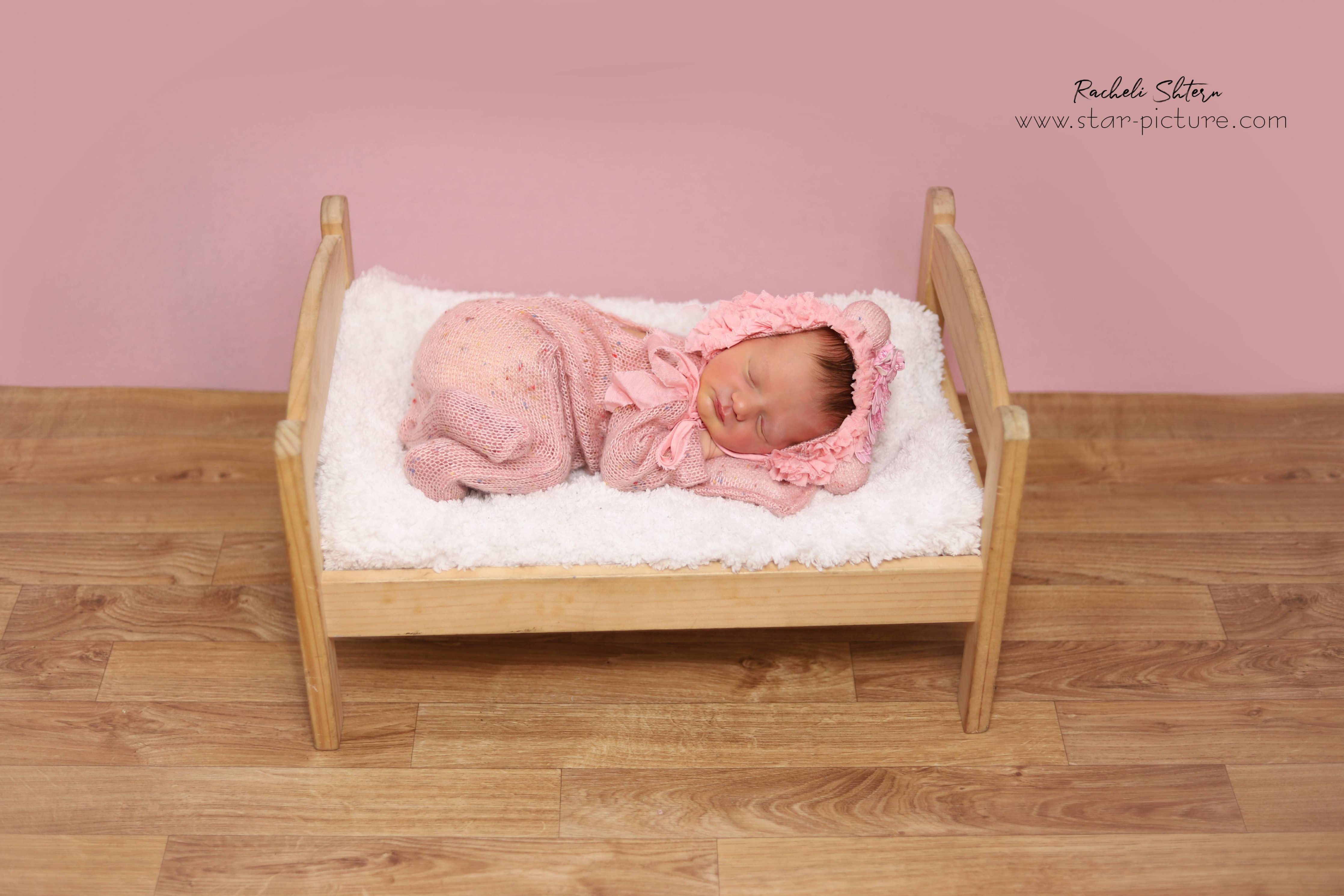 מלאכית בוורוד - ניו בורן