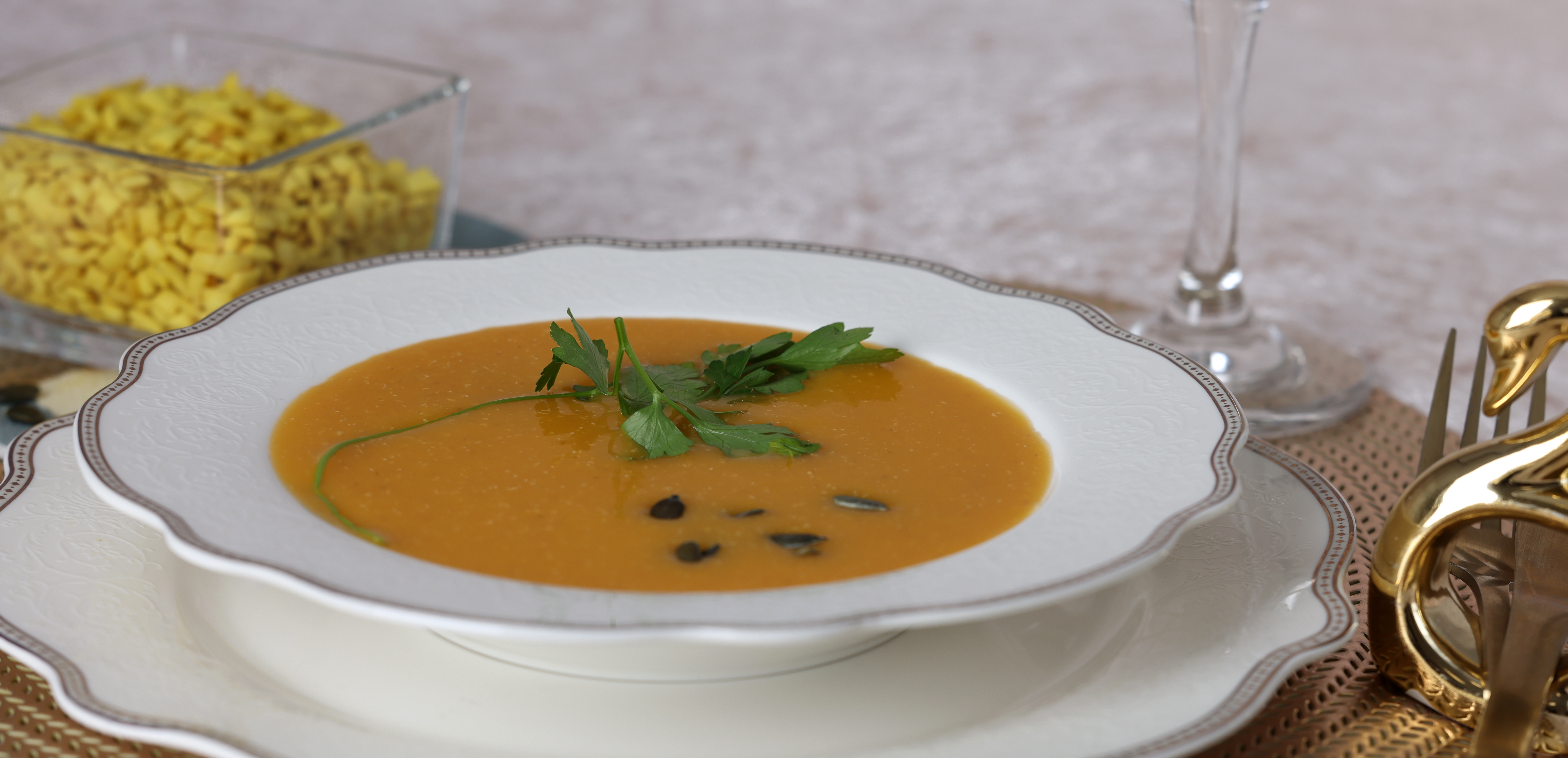 מרק בלי פרופרציה.jpg