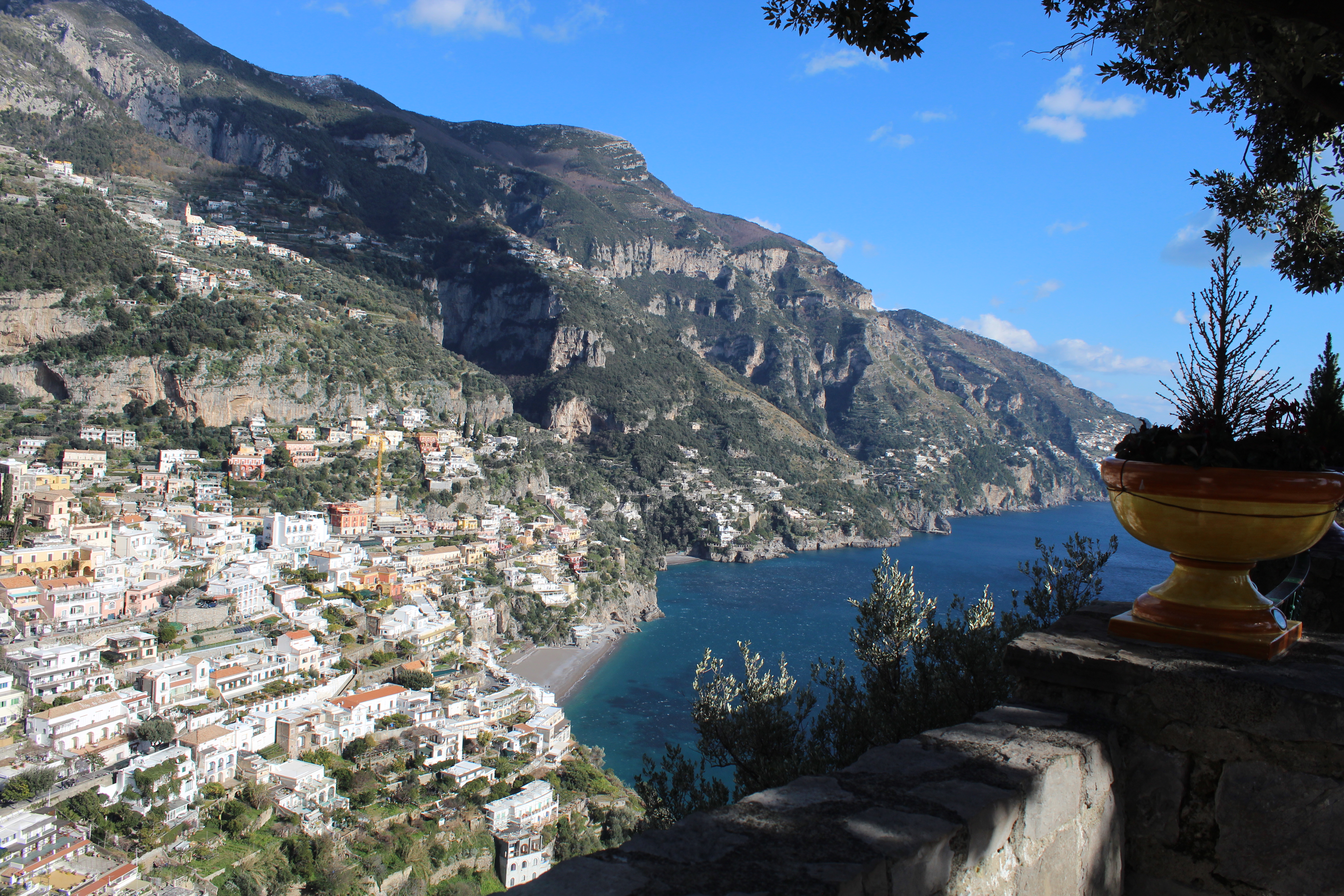 משקיפים על פוזיטנו - דרום איטליה