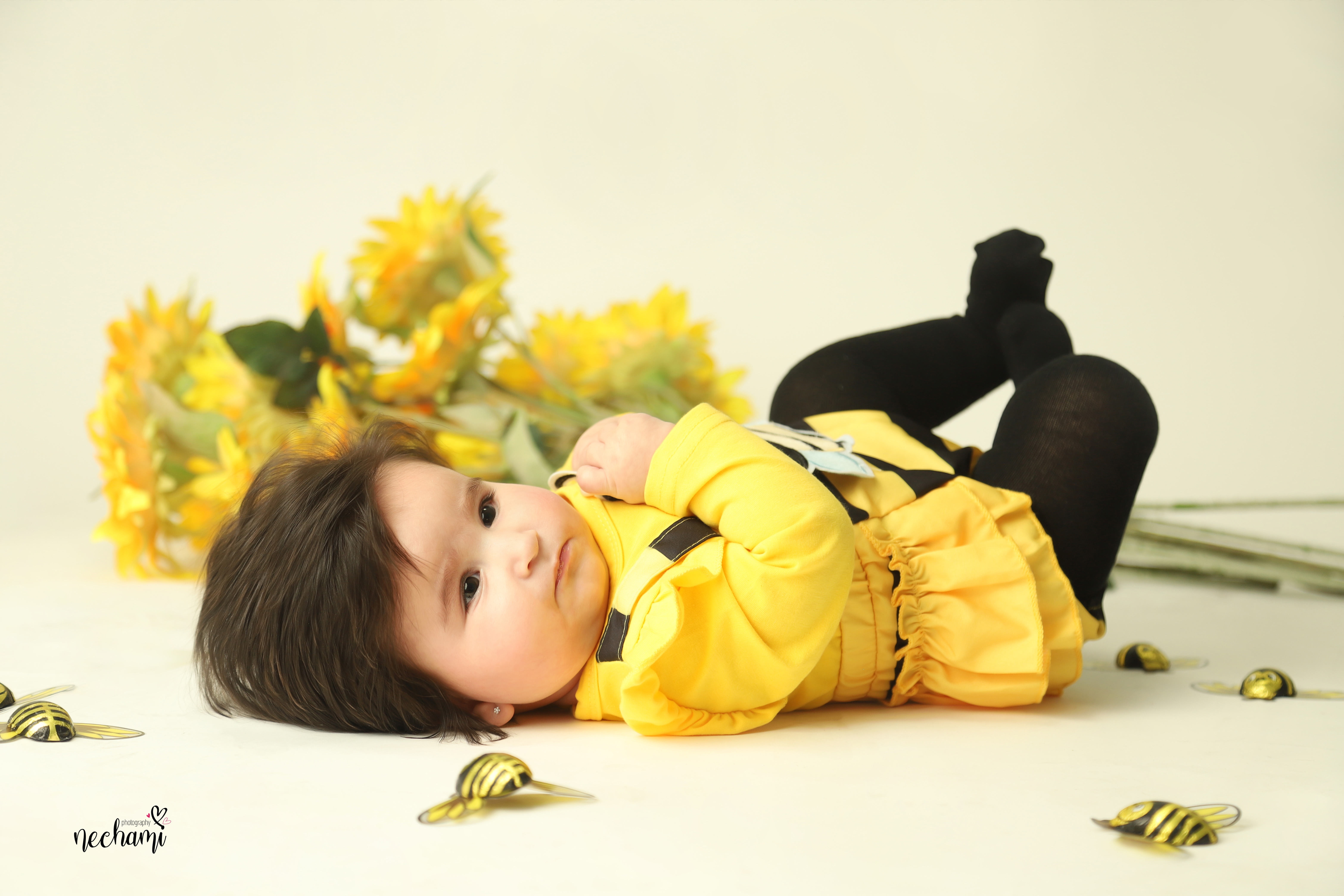 נחמי למברגר       0548525361