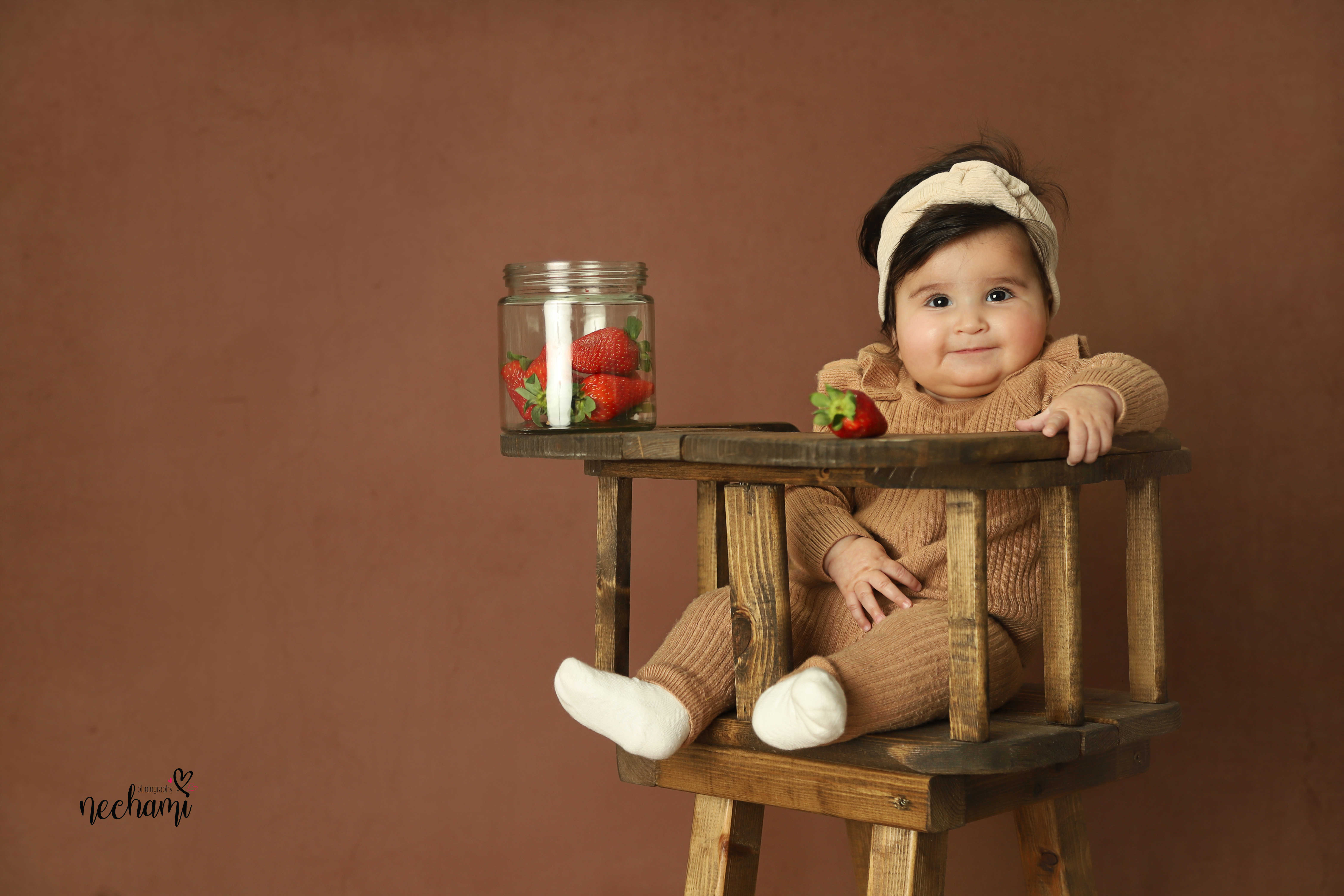 נחמי למברגר   0548525361