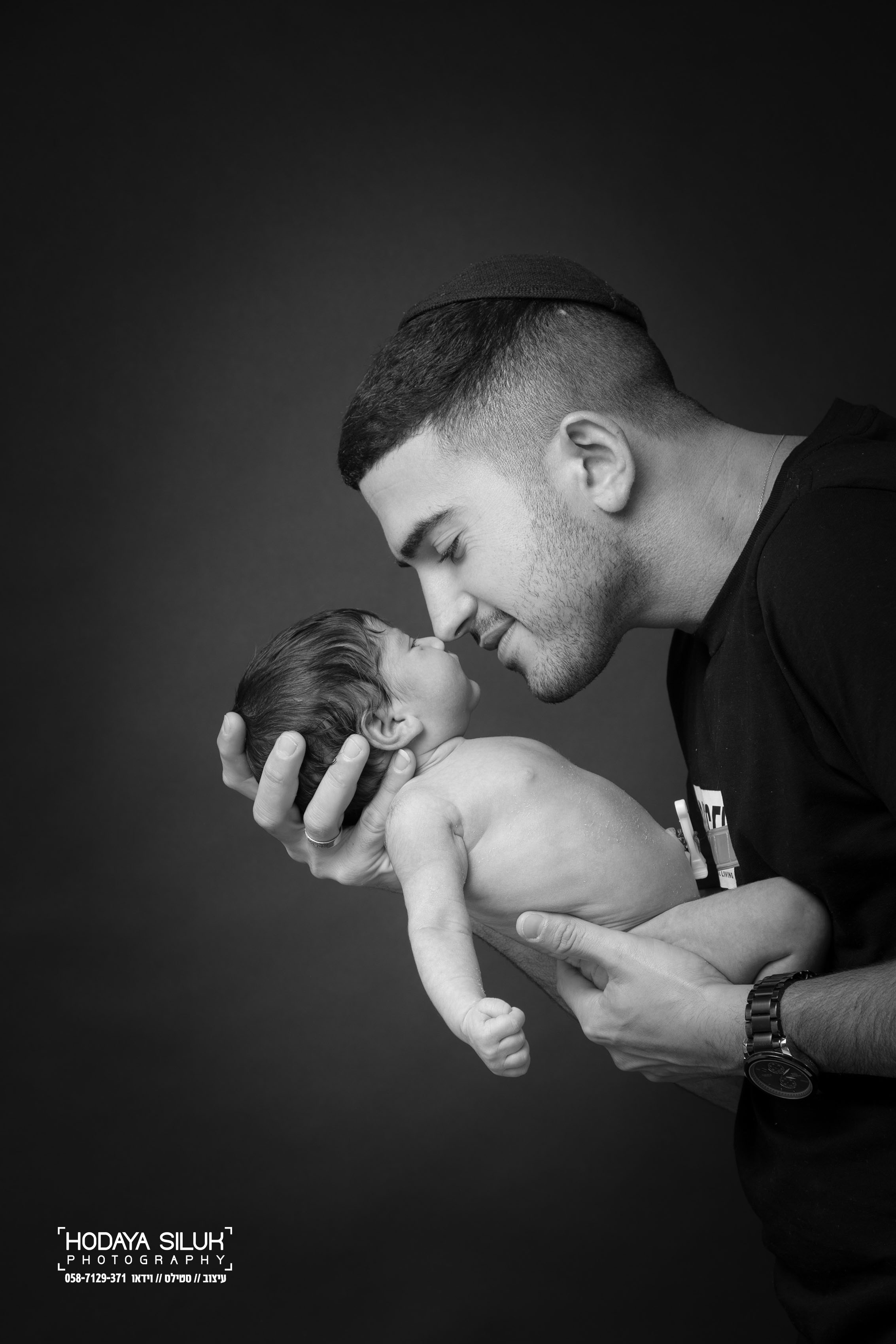 ניובורן אנאל.jpg