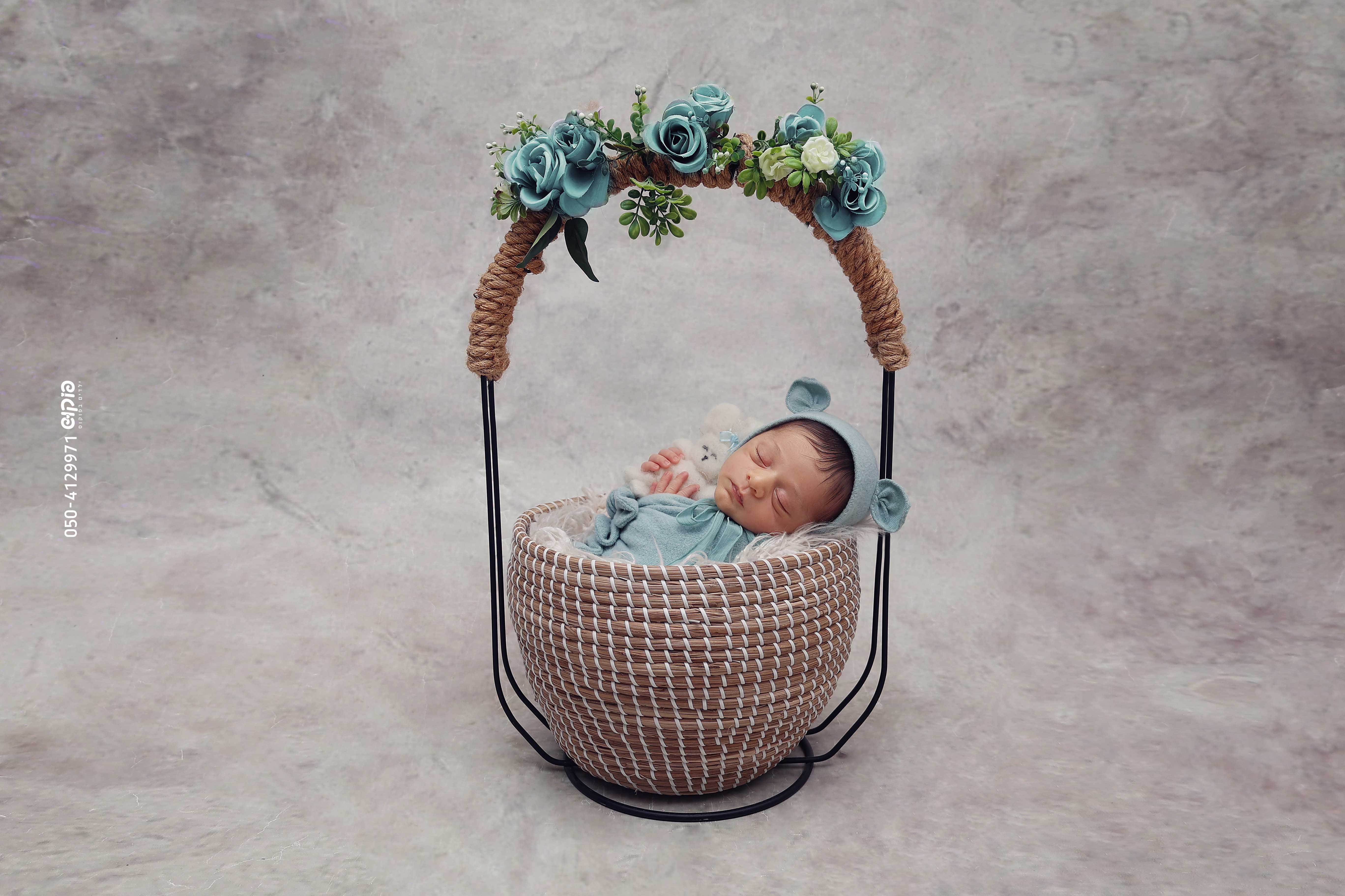 ניו בורן פוקוש ילדים בפוקוס 0504129971 שושי חלאקה חוץ סטודיו גיל שנה בת מצווה6.jpg