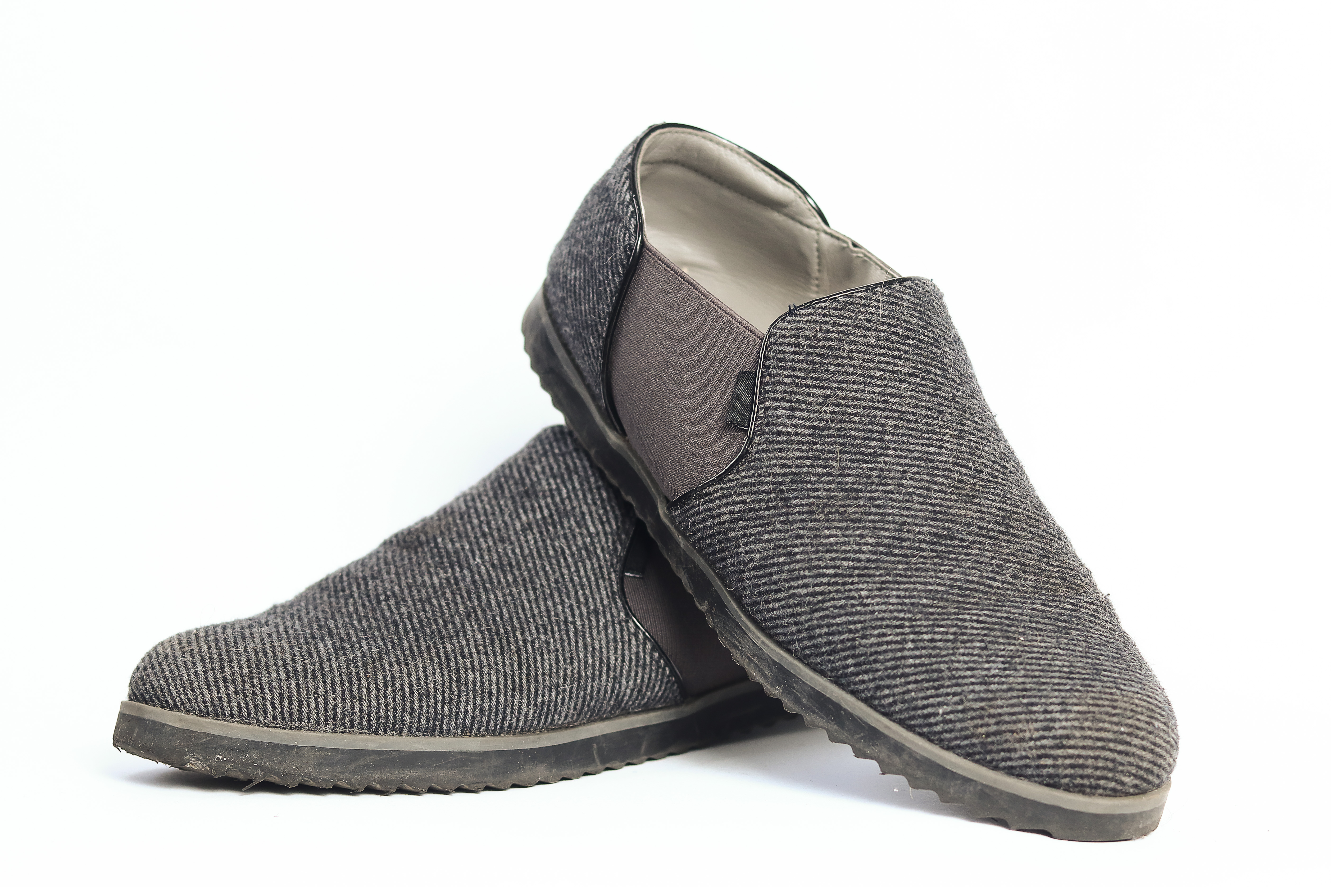 נעליים (1).jpg