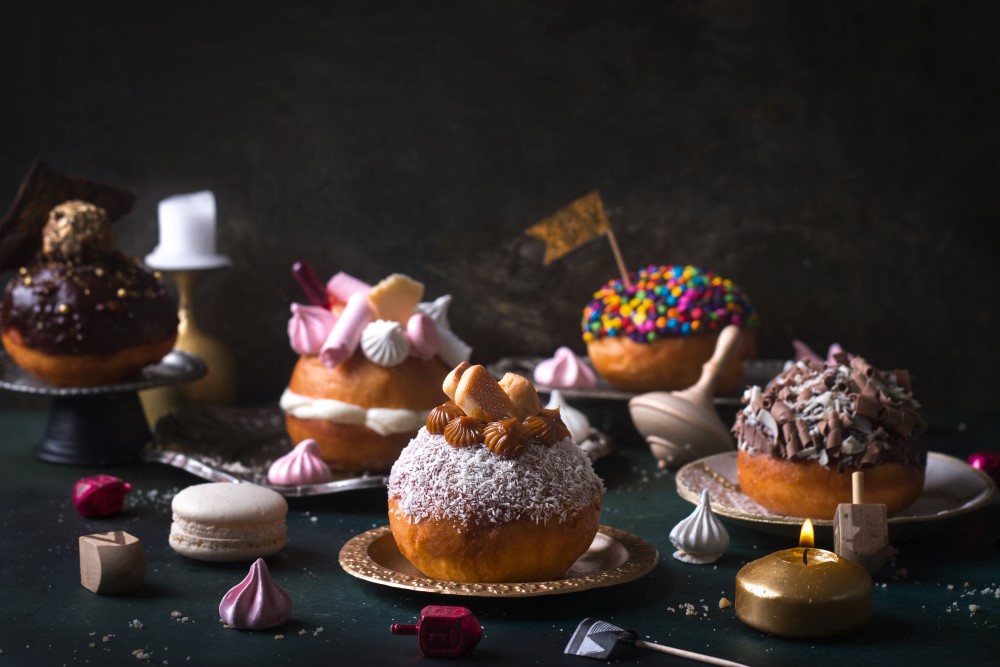 סופגניות מקושטות - ברוכי קופטייל- רחוב האמן (3)