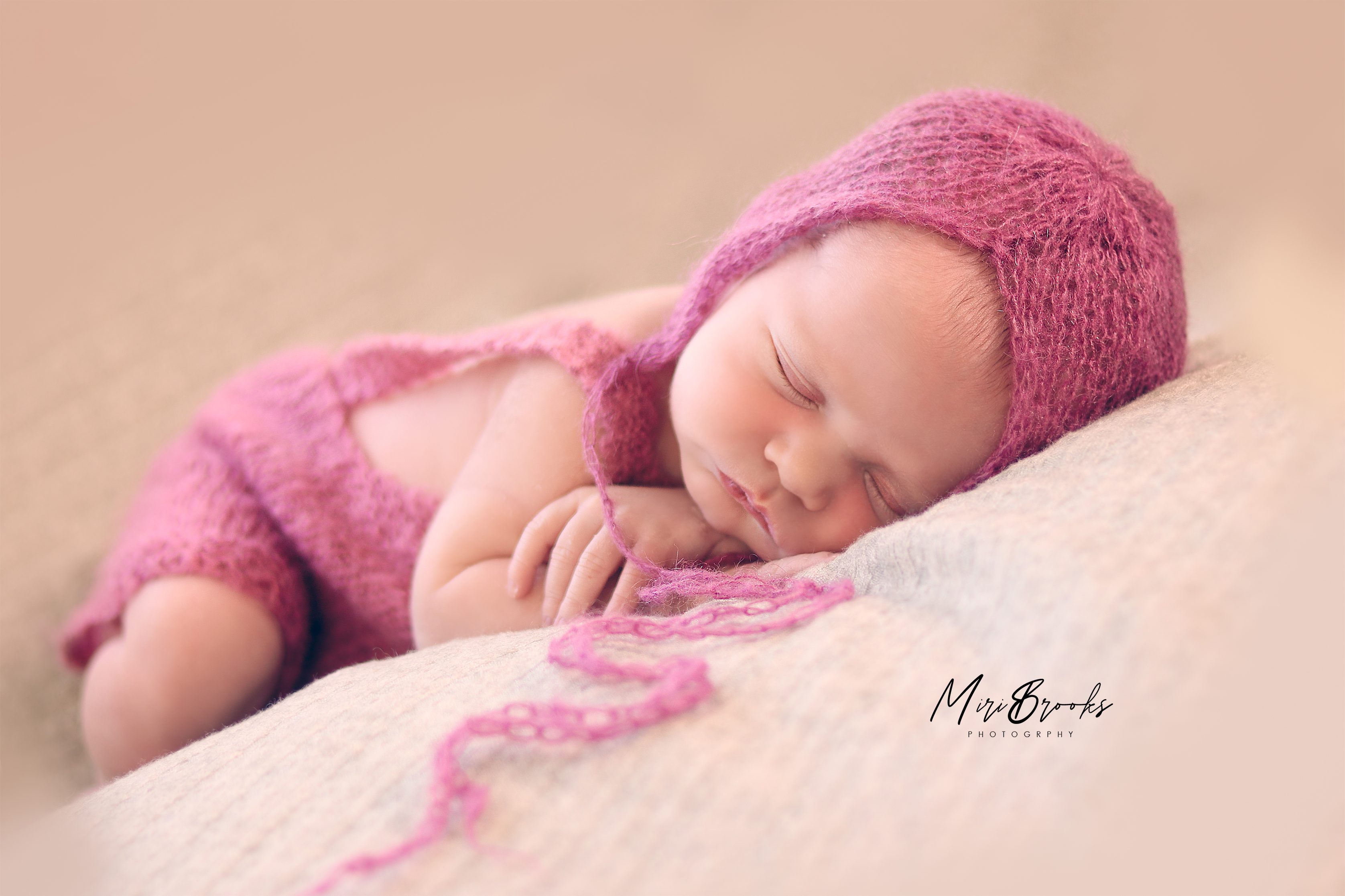 סרבל עם כובע.jpg