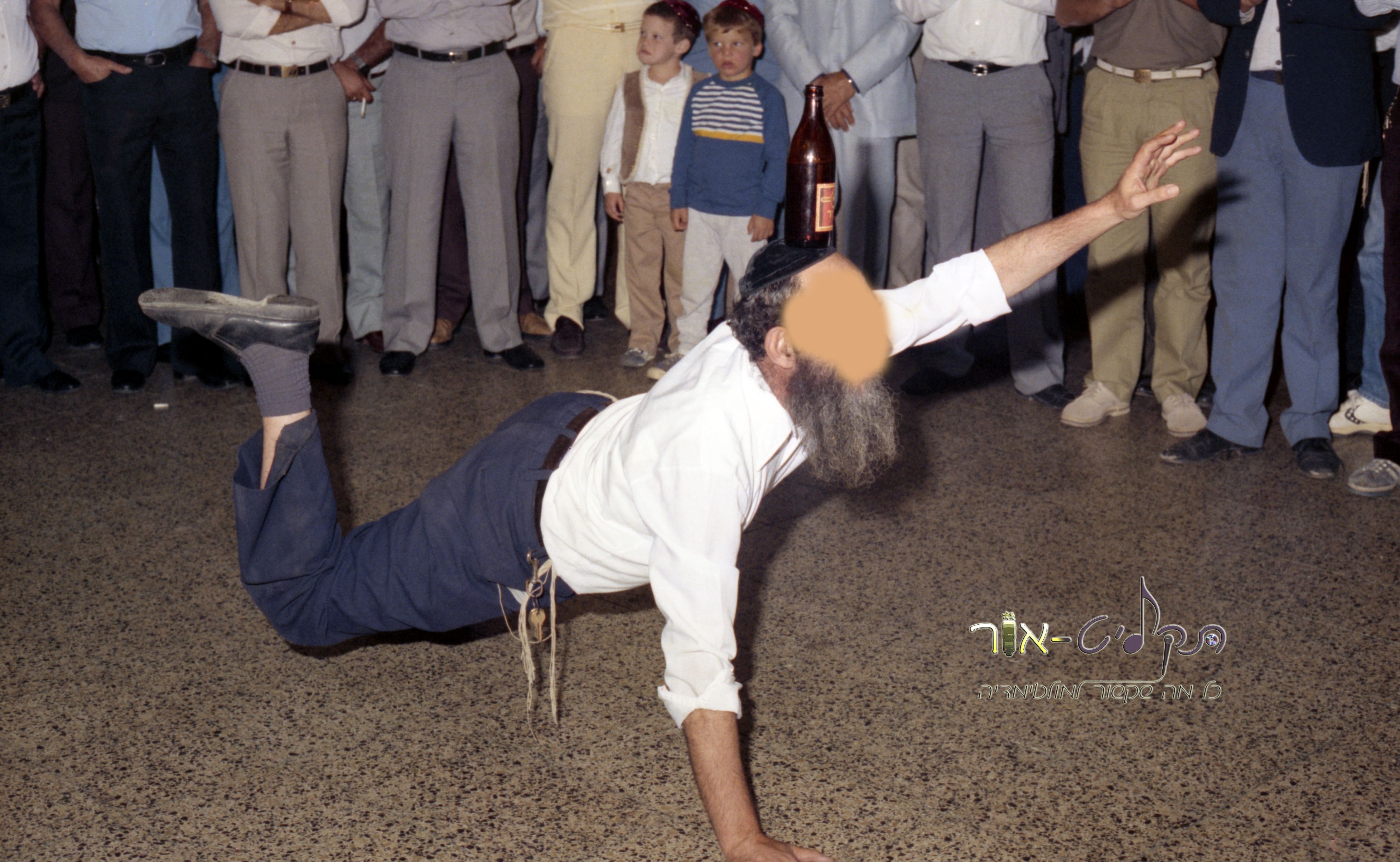 סריקת נגטיב ושחזור צבע - חתונה 1983.jpg