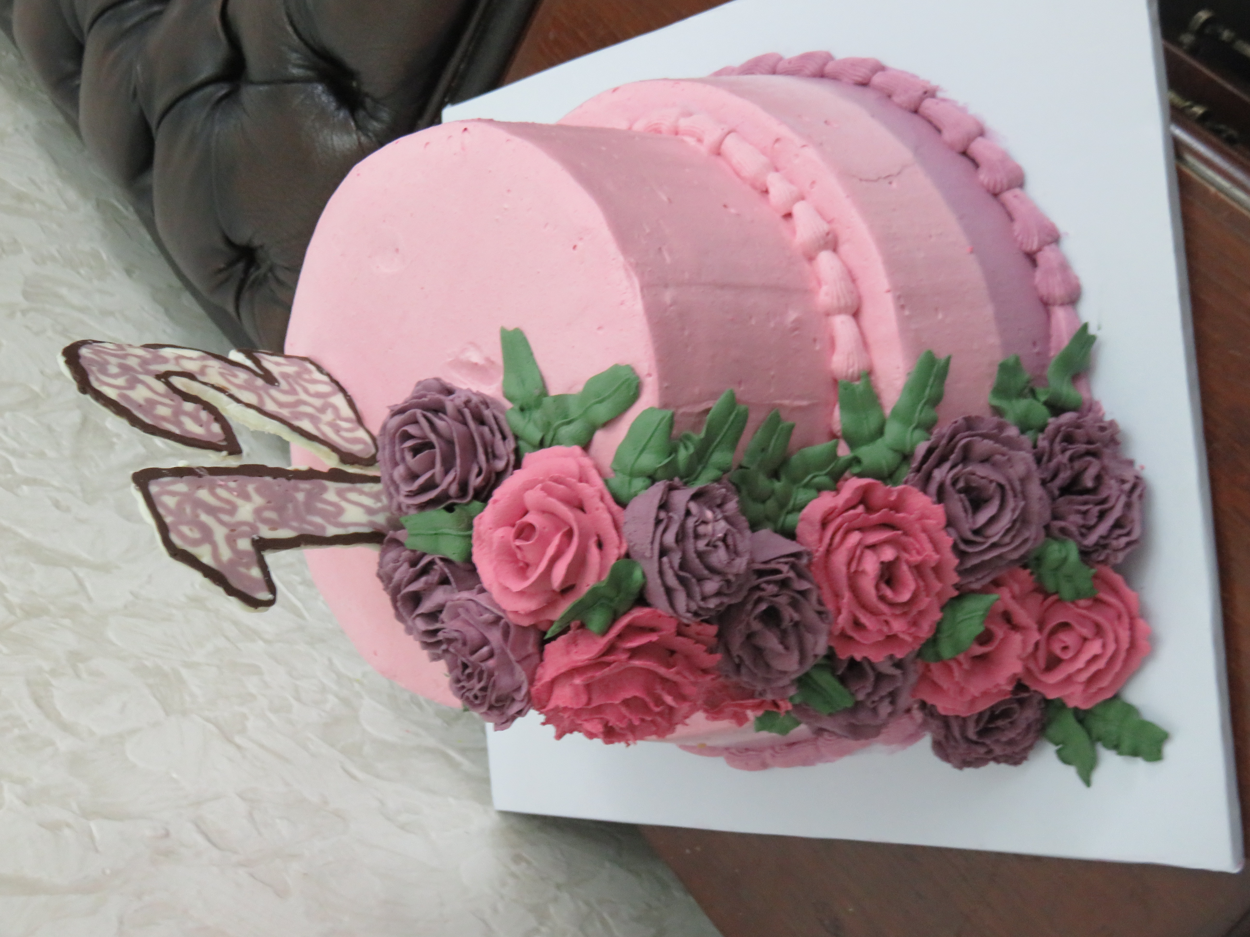 עוגת בת מצוה מפוארת - קומתיים