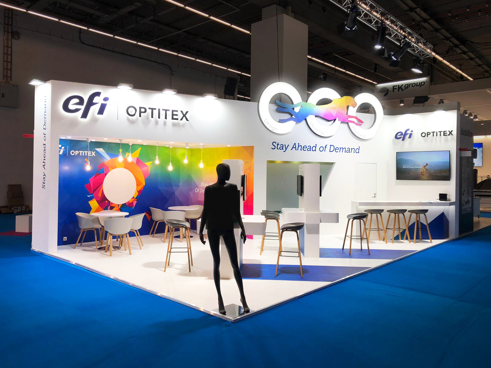 עיצוב ביתן לחברת אופנה OTITEX בתערוכת טקסטיל בפרנקפורט.