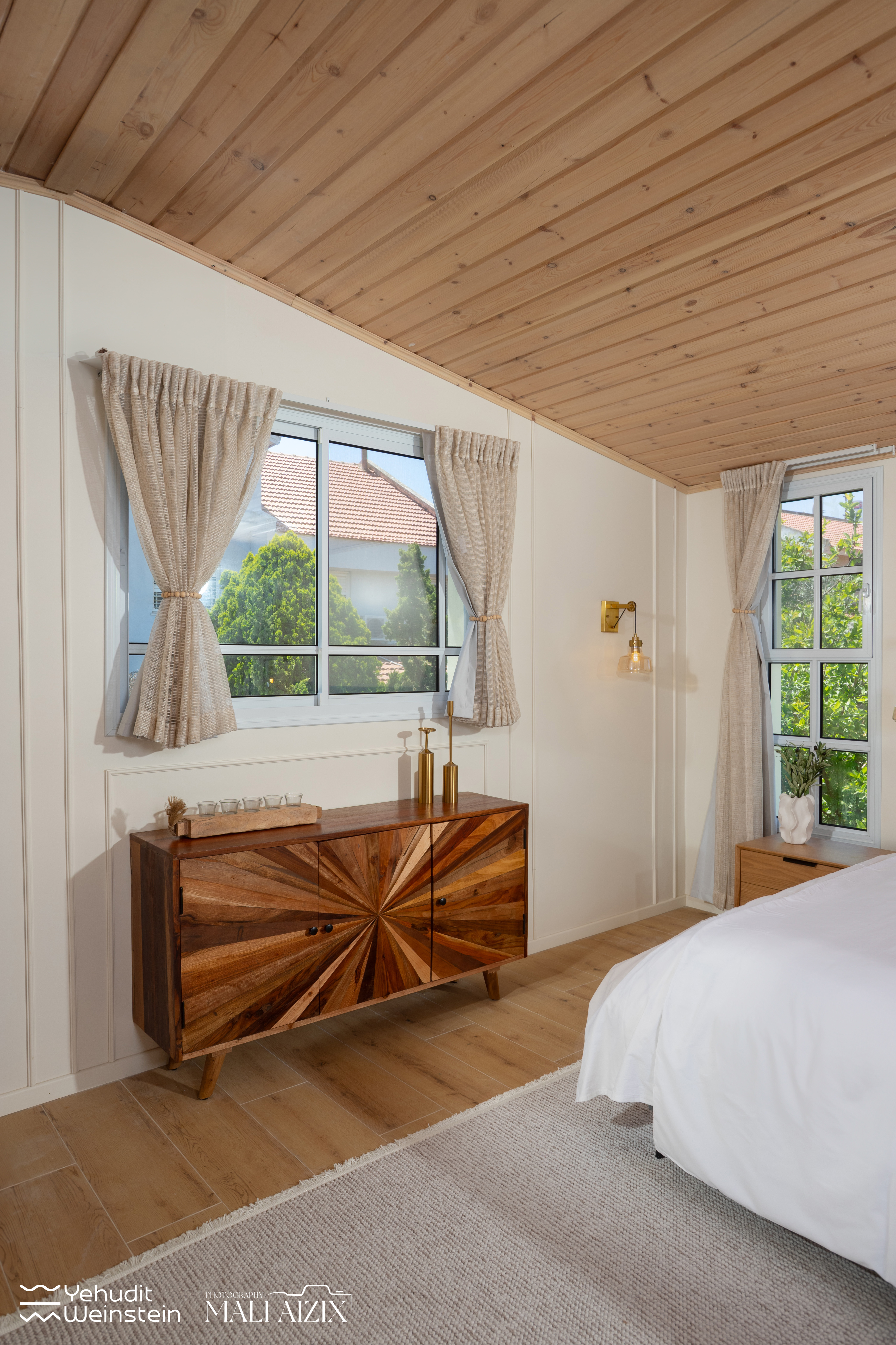 עליית גג שהפכה לחדר הורים