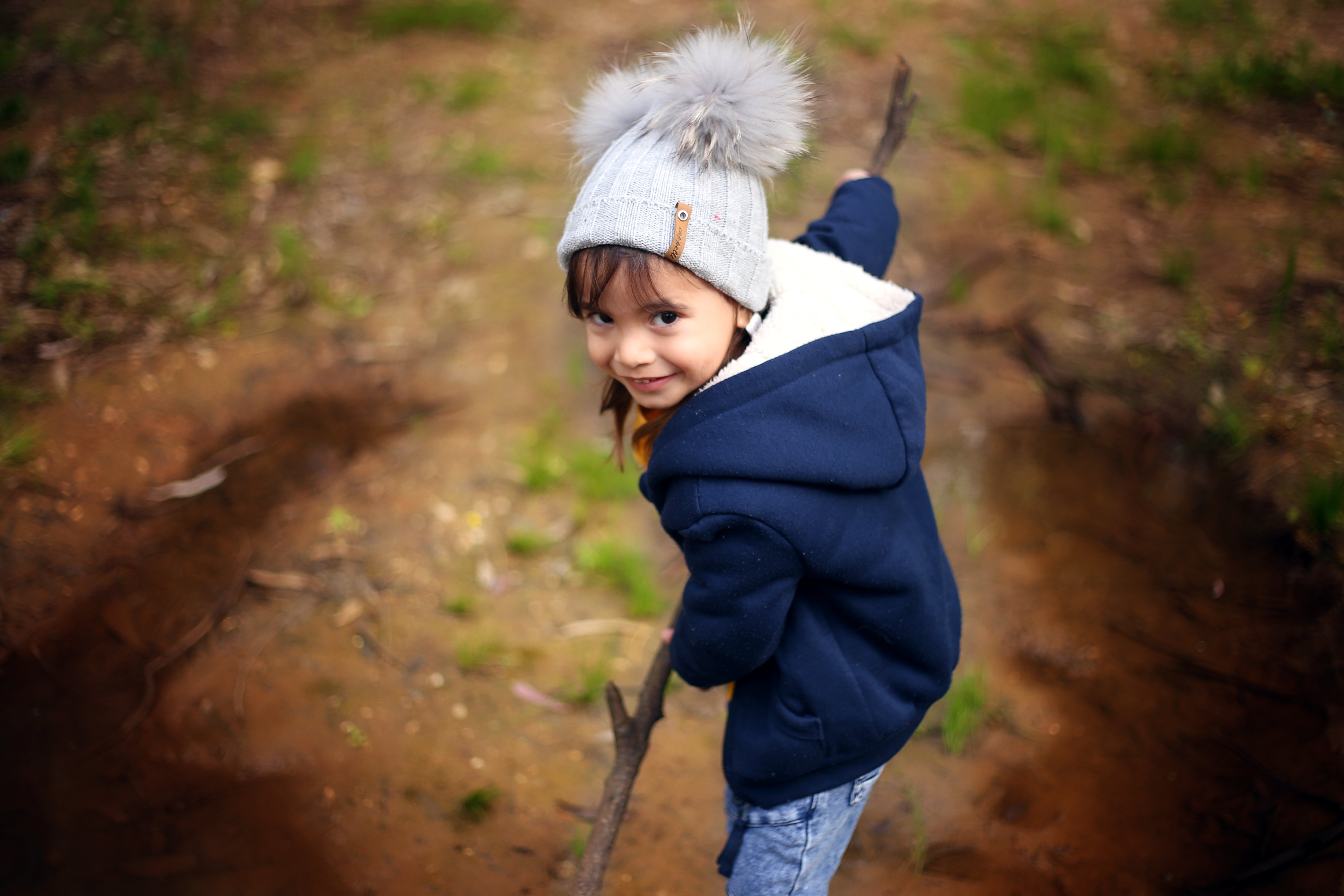 עם ענף copy.jpg