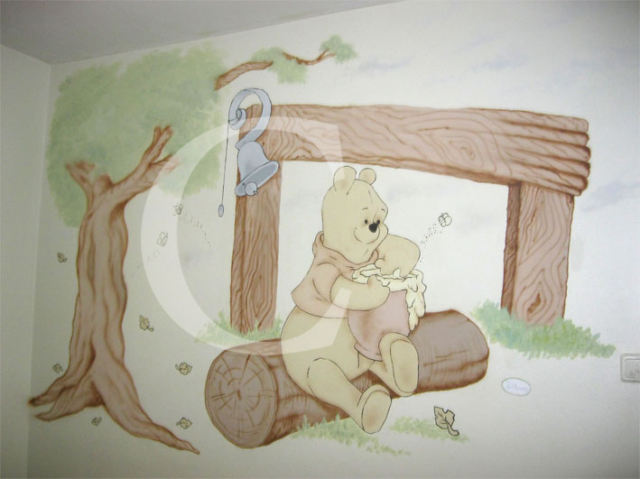 פו הדב פסטורלי
גווני חום שמנת-בהזמנת הלקוח.
לפי גווני הרהיטים בחדר.