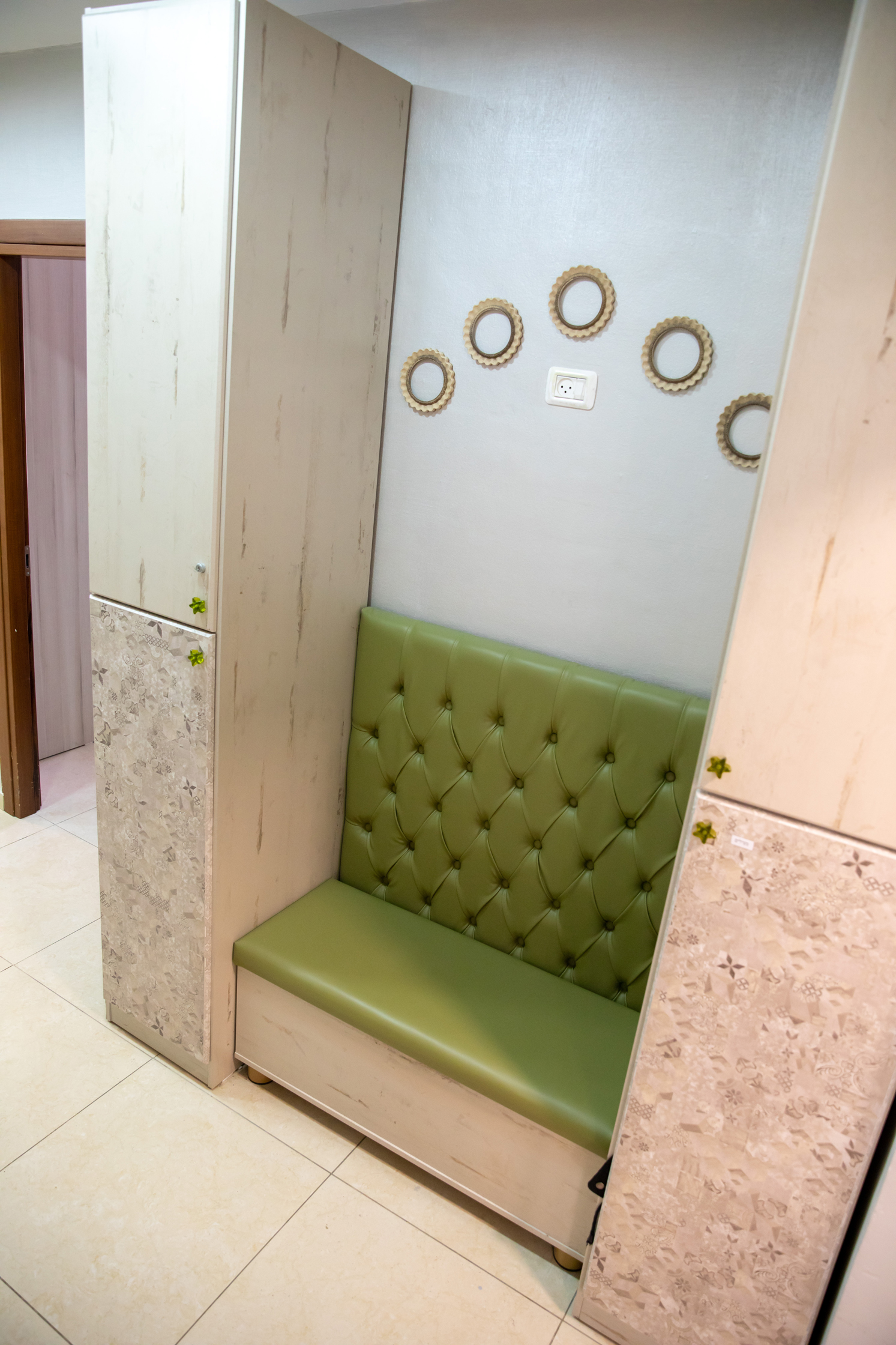 פינת ישיבה כיפית מול המחשב