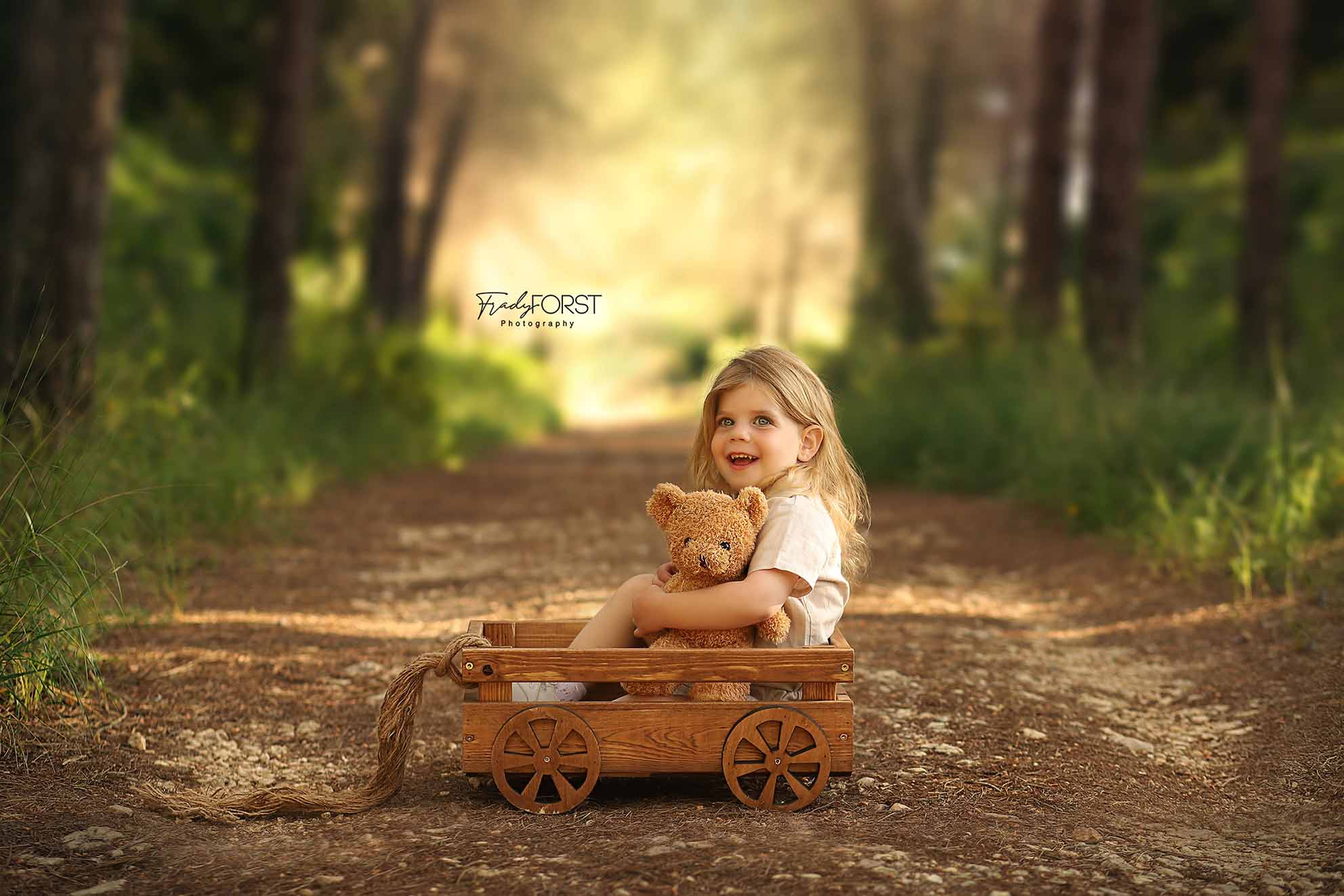 פראדי פורסט צלמת 0533136818