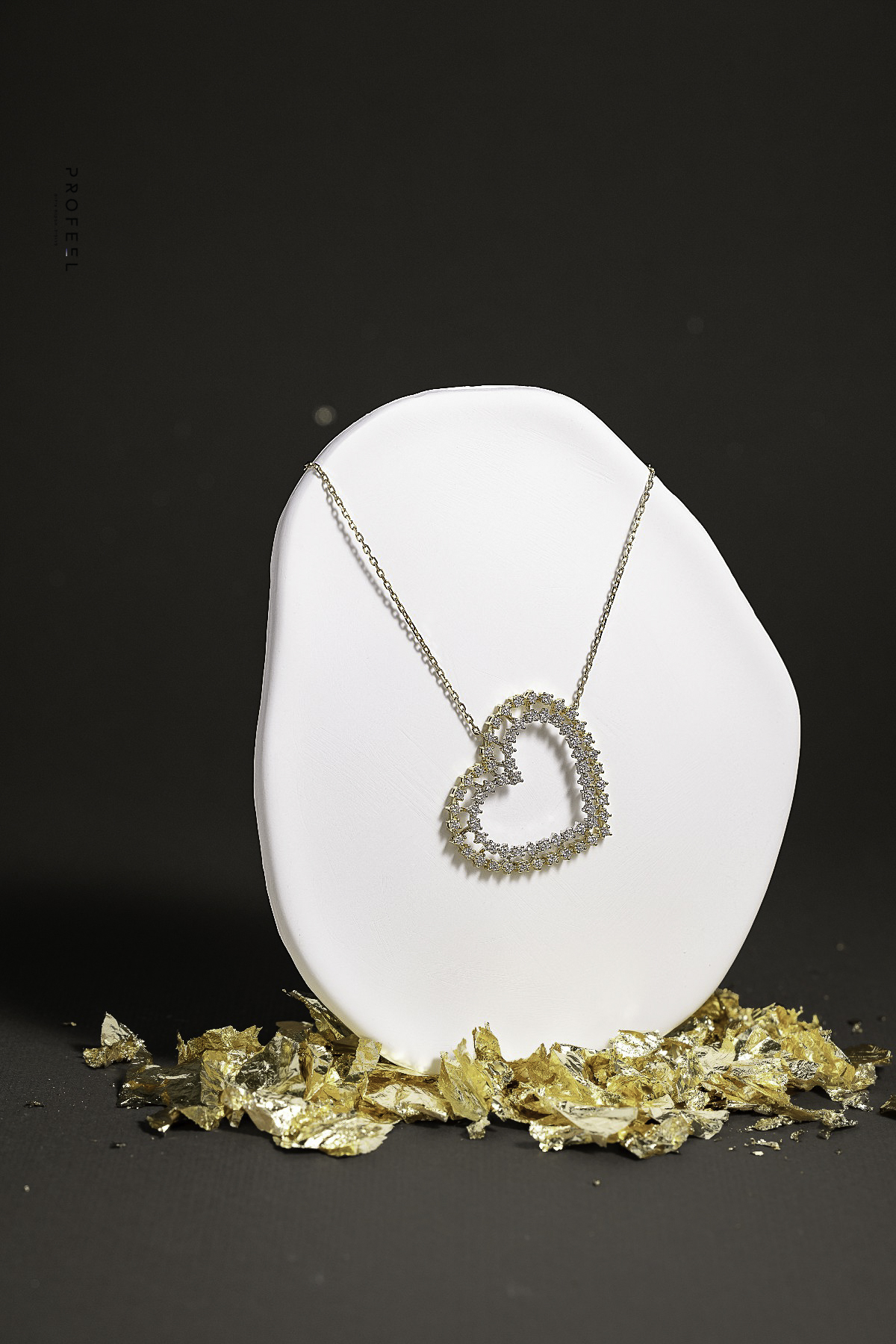 פרופיל הפקות צילום - יעקובוביץ תכשיטי יוקרה