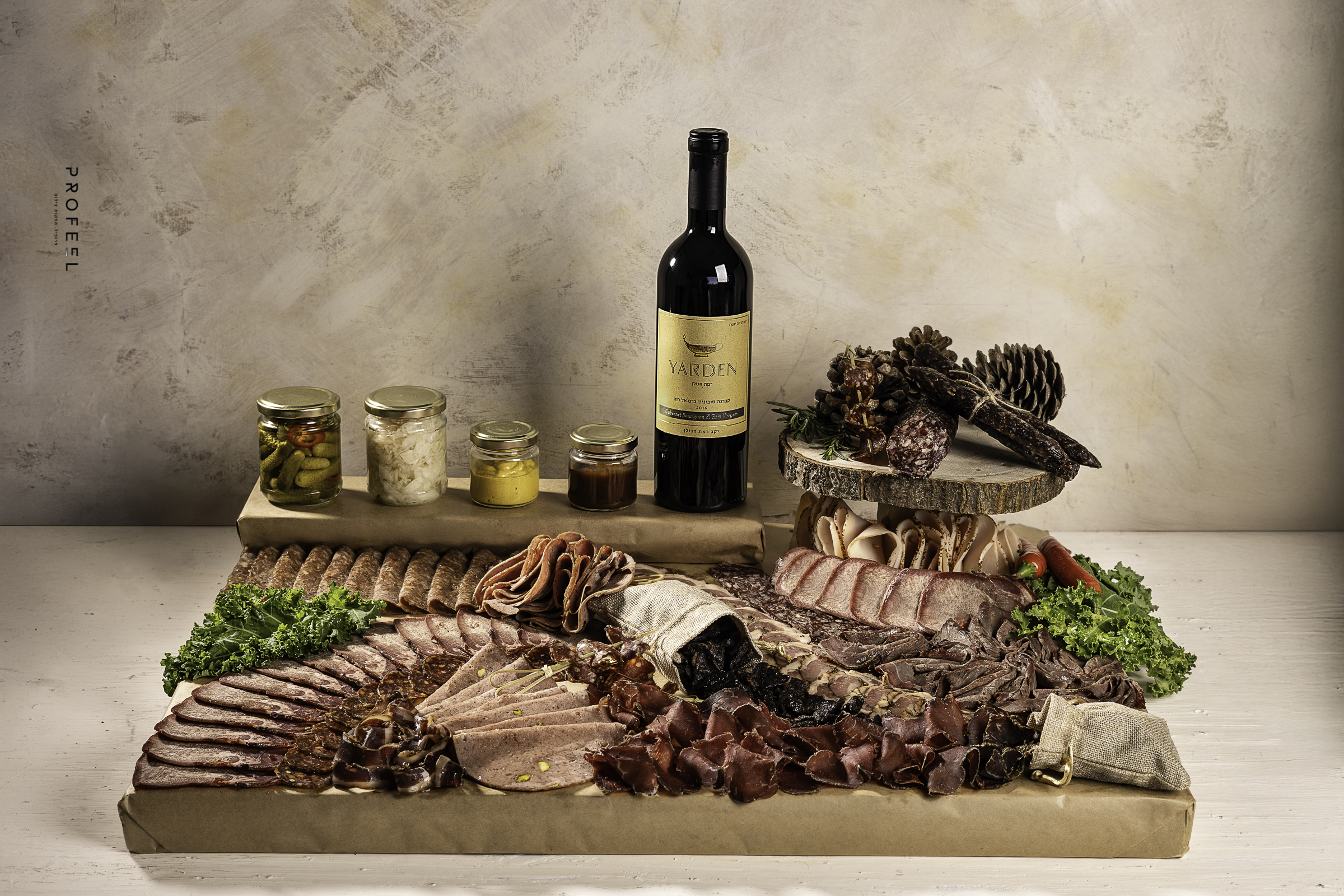 פרופיל הפקות צילום- מנדי פשקוס