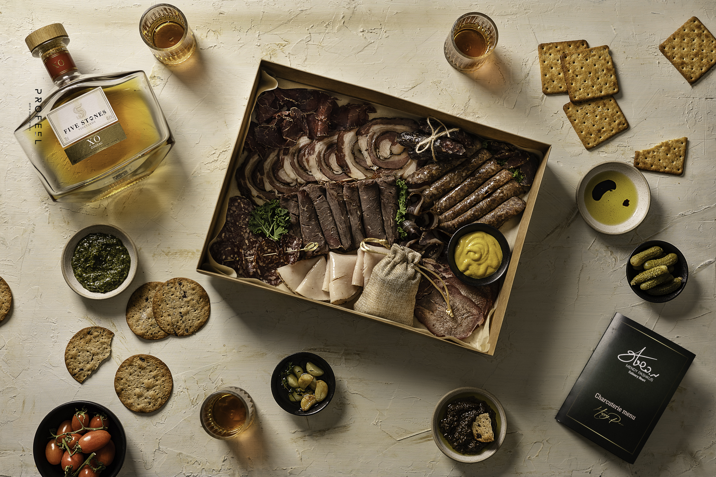 פרופיל הפקות צילום- מנדי פשקוס