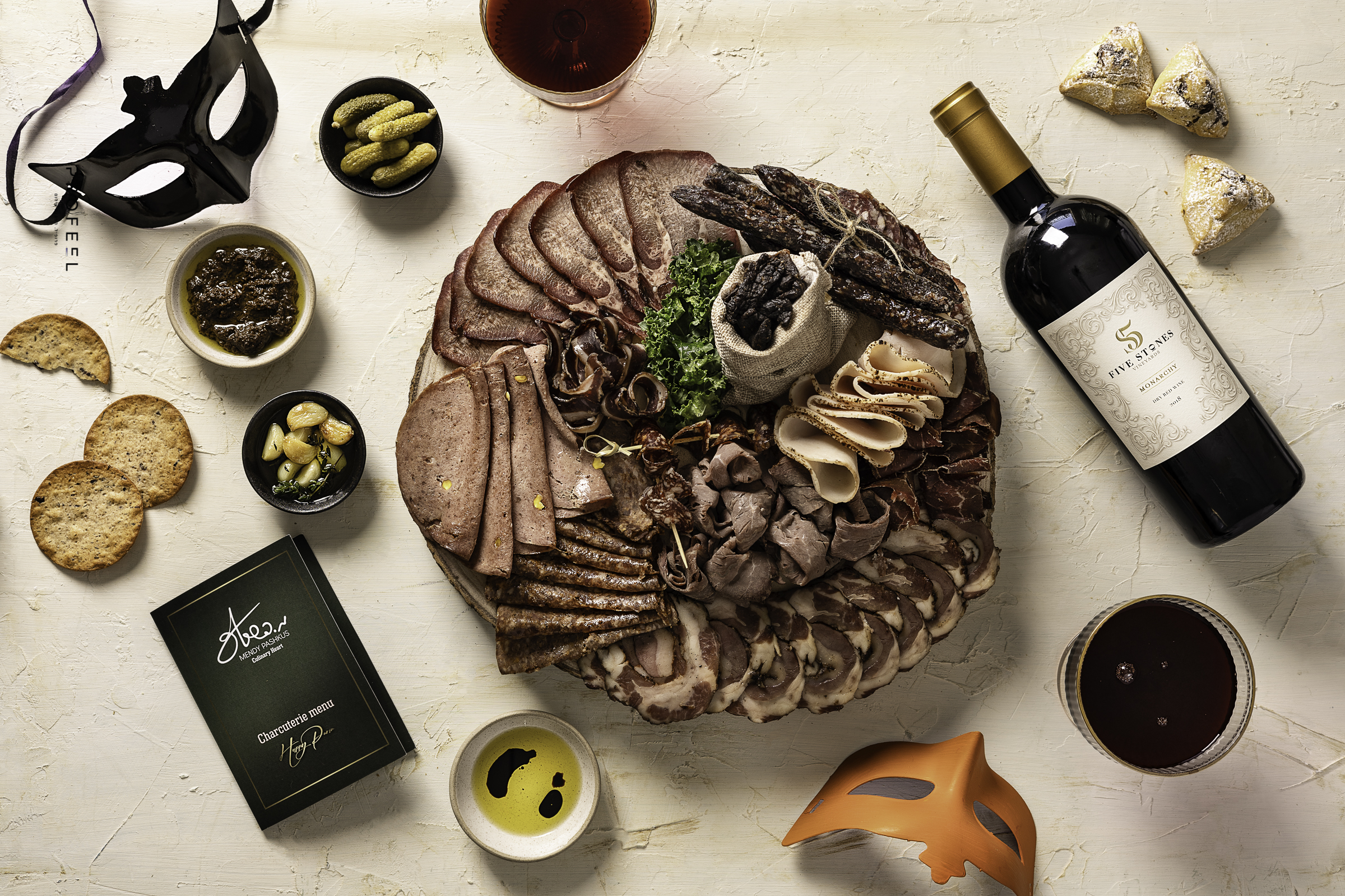 פרופיל הפקות צילום- מנדי פשקוס