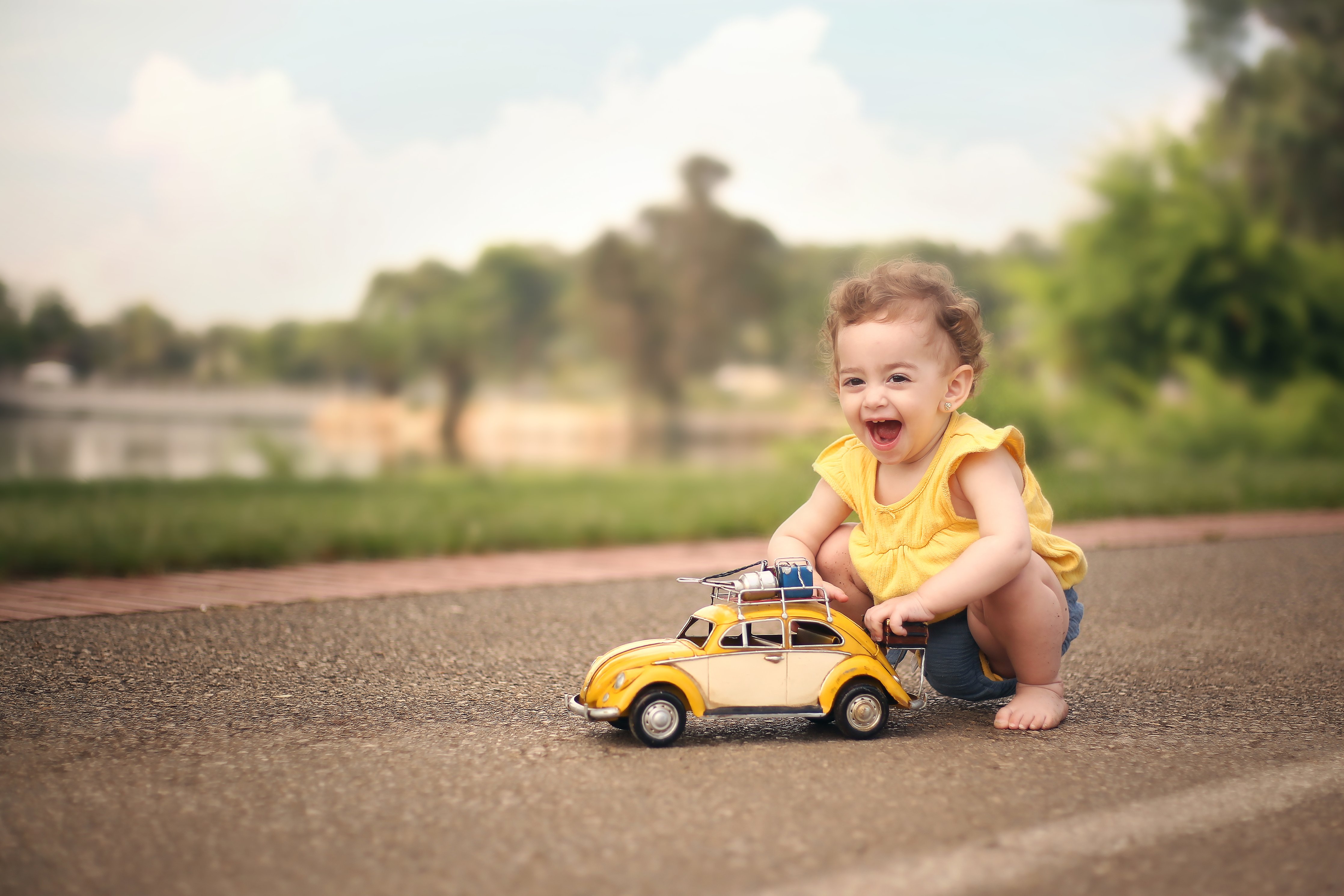 ציפי הבובה copy 2.jpg