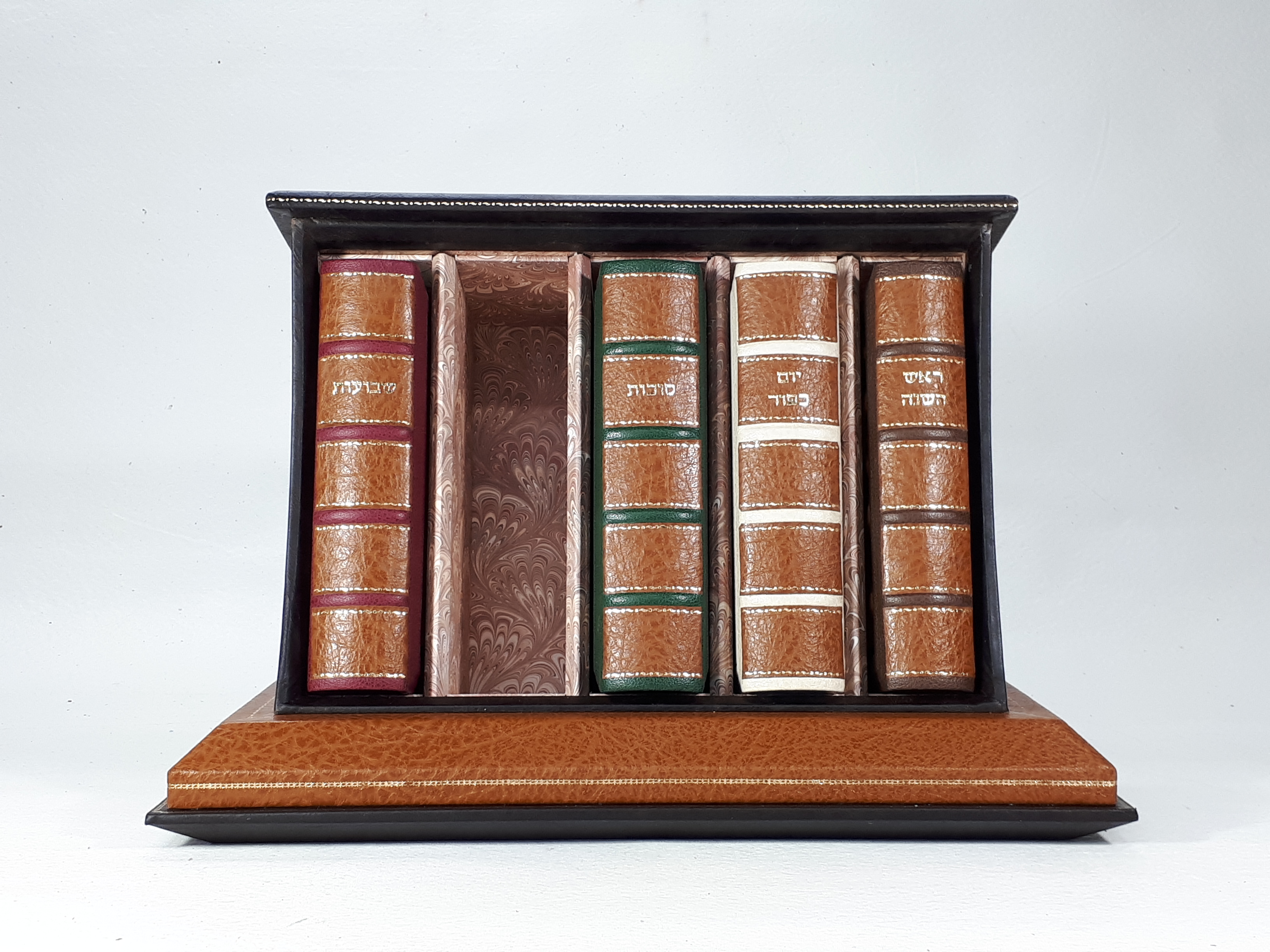 קופסא לסט מחזורים מיוחד