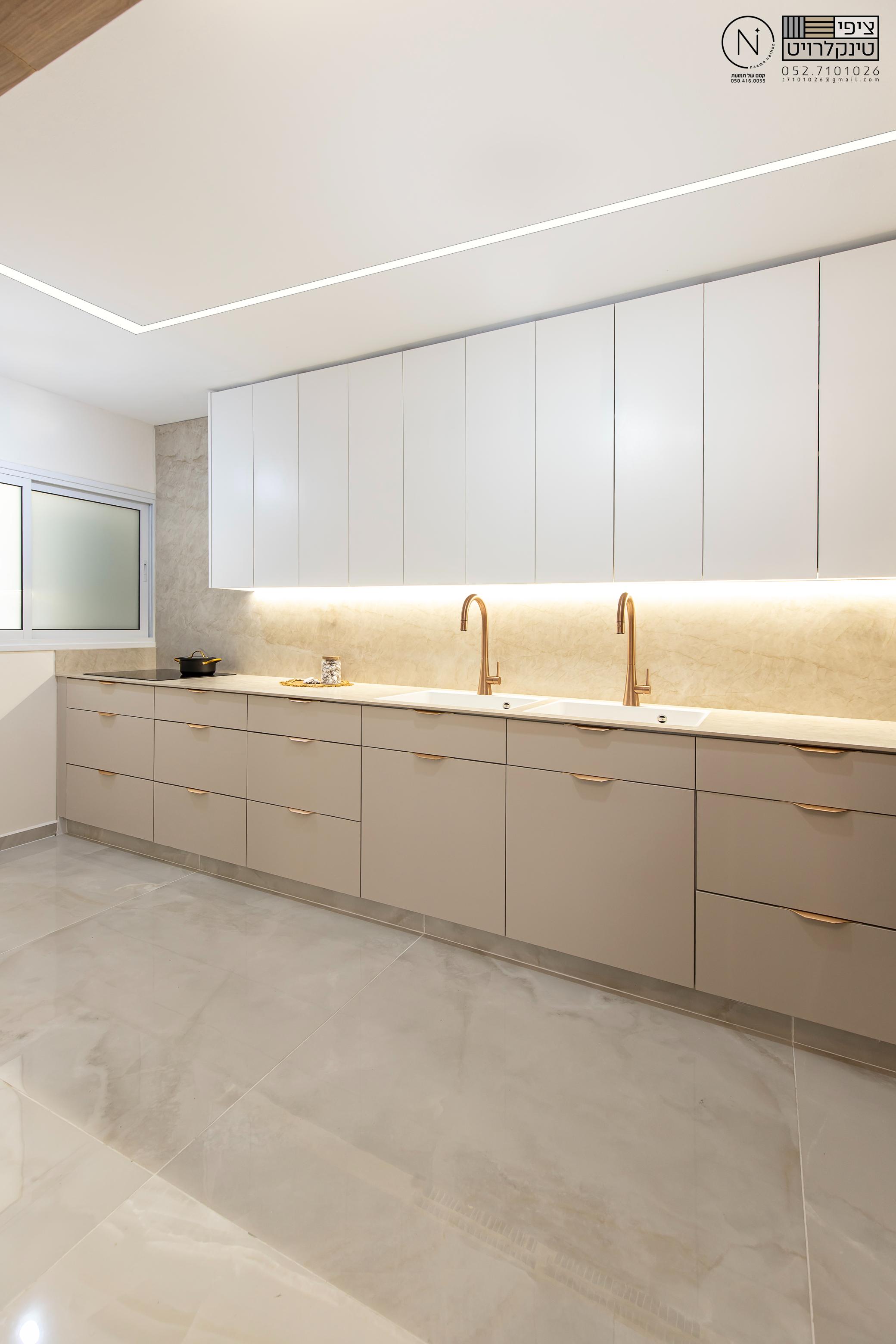 קיר ארונות - כיורים 2