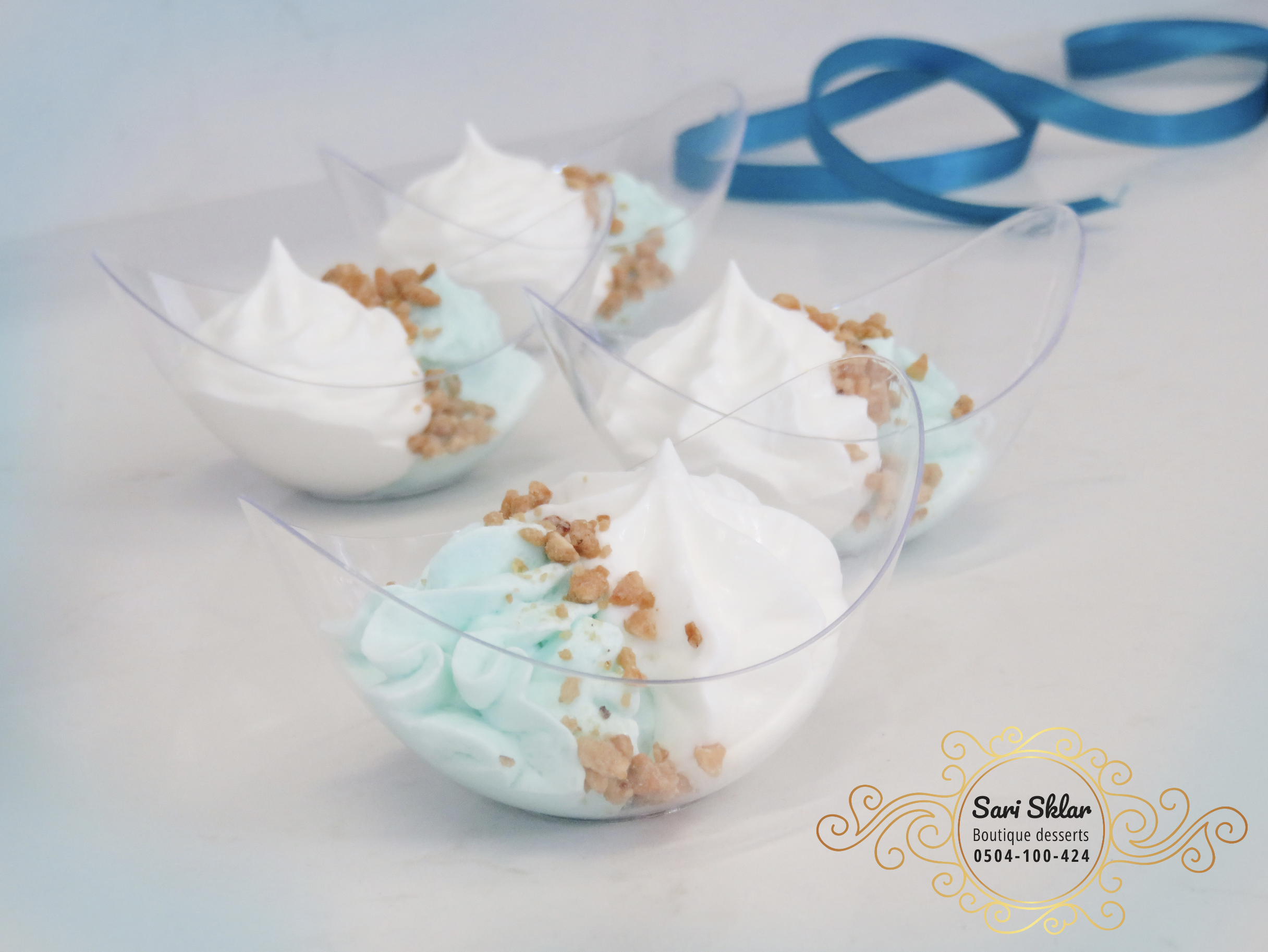 קרם עשיר בטעם קוקוס + קרם קטיפתי בטעם סחלב + קונקרט אגוזים