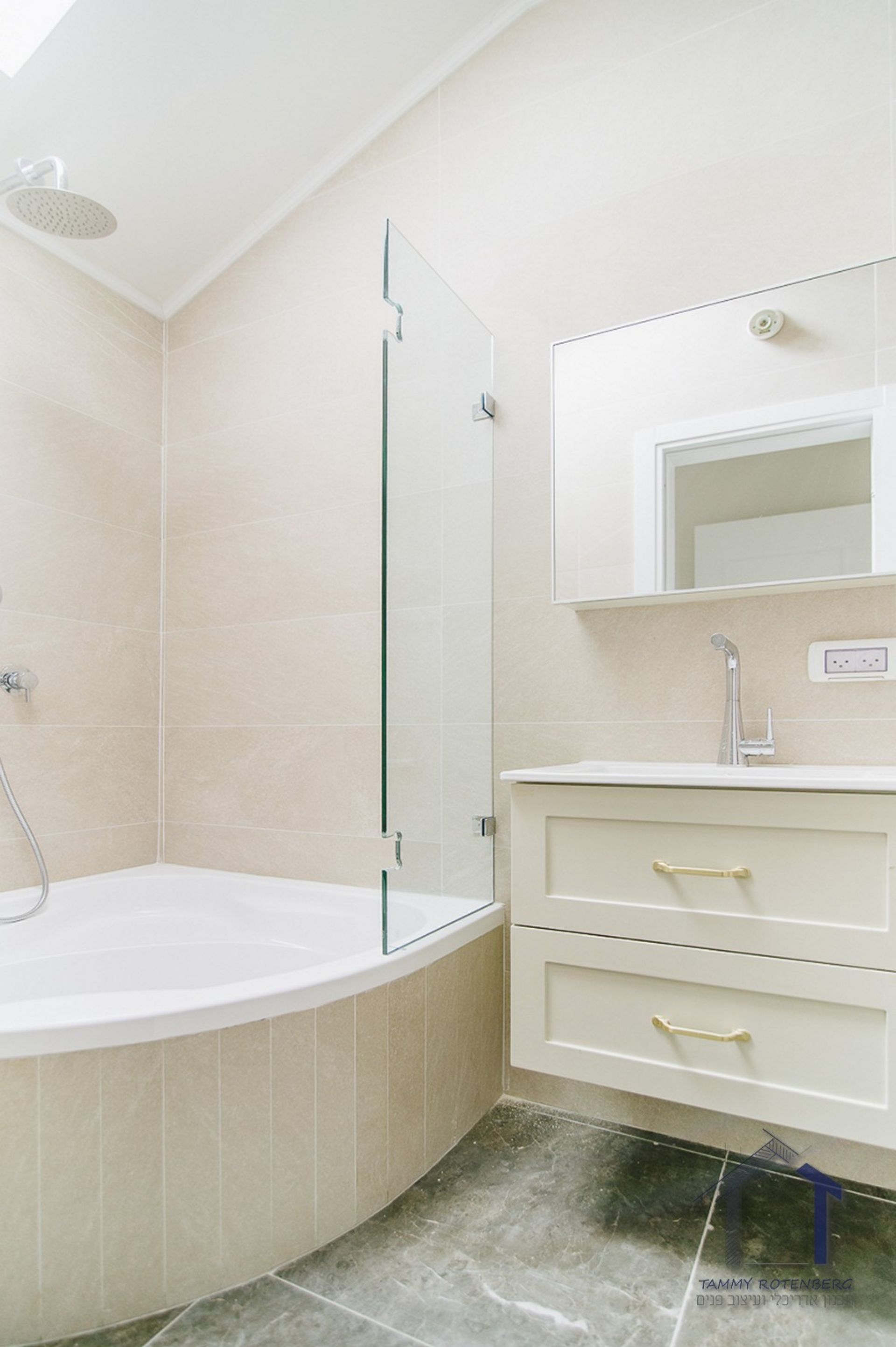 רוטנברג-רחביה-לוגו-מוקטן (10).jpg