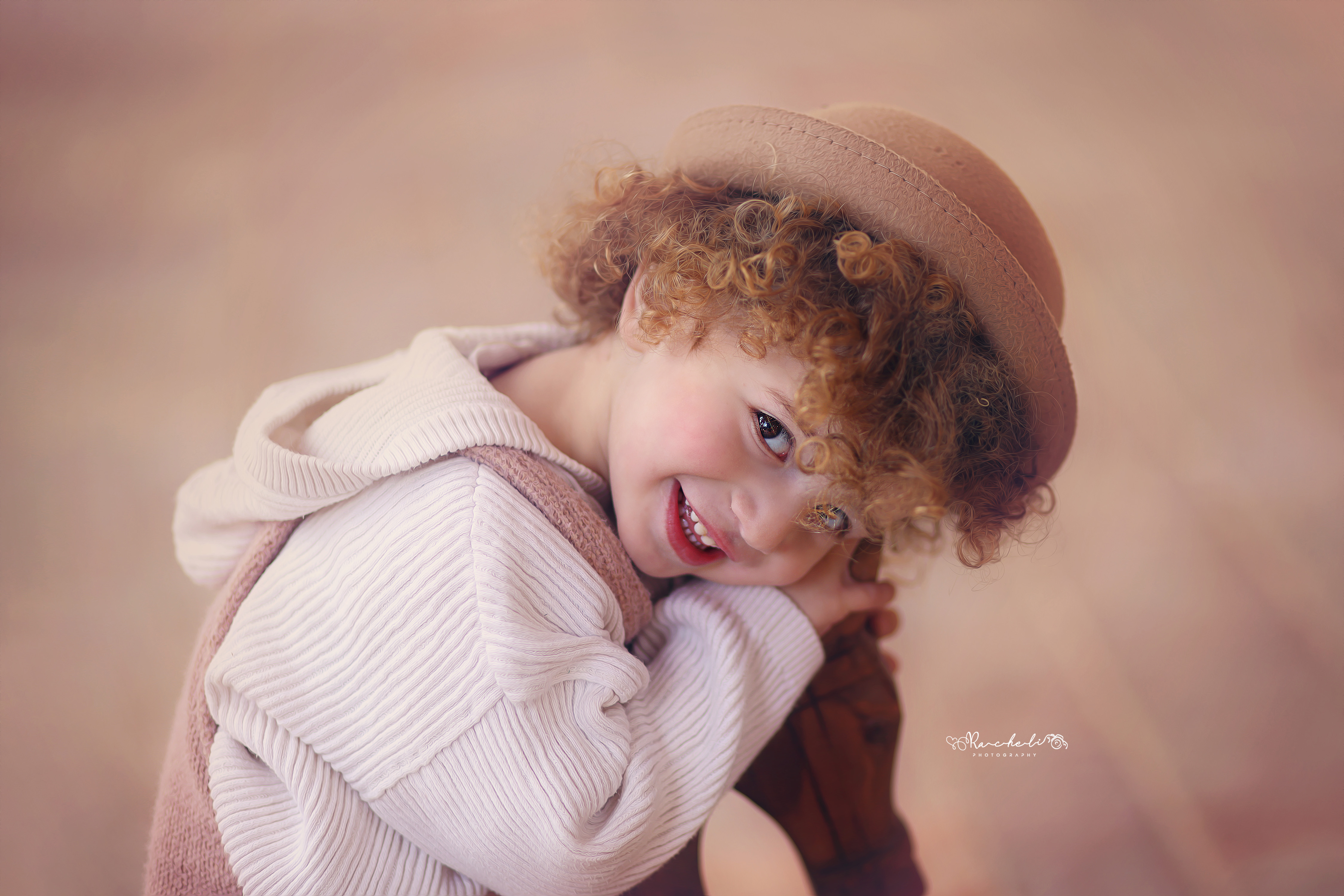 רחלי פוקס 0548442030 (1).jpg