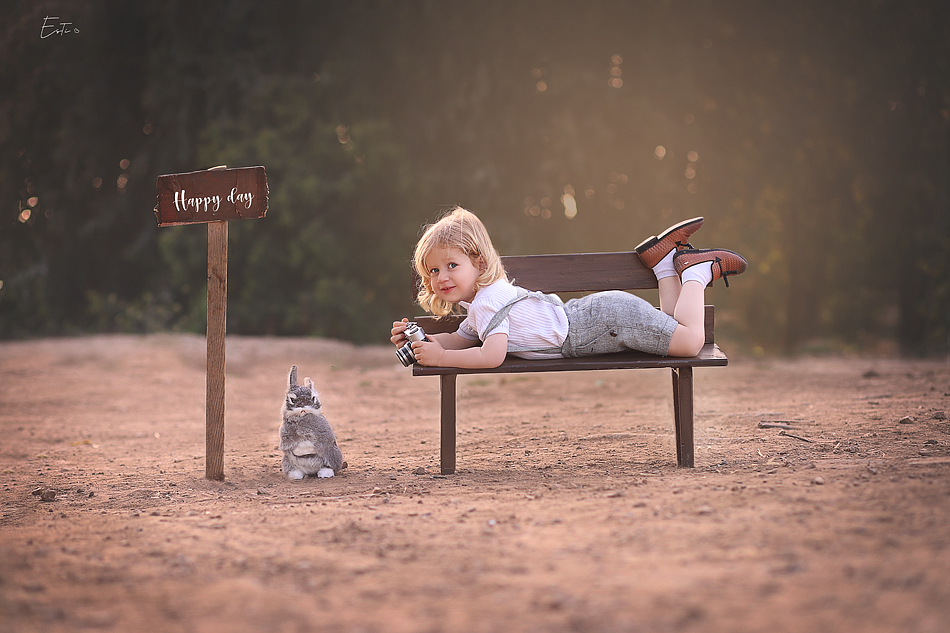 שוכב ספסל ארנבת מ.jpg