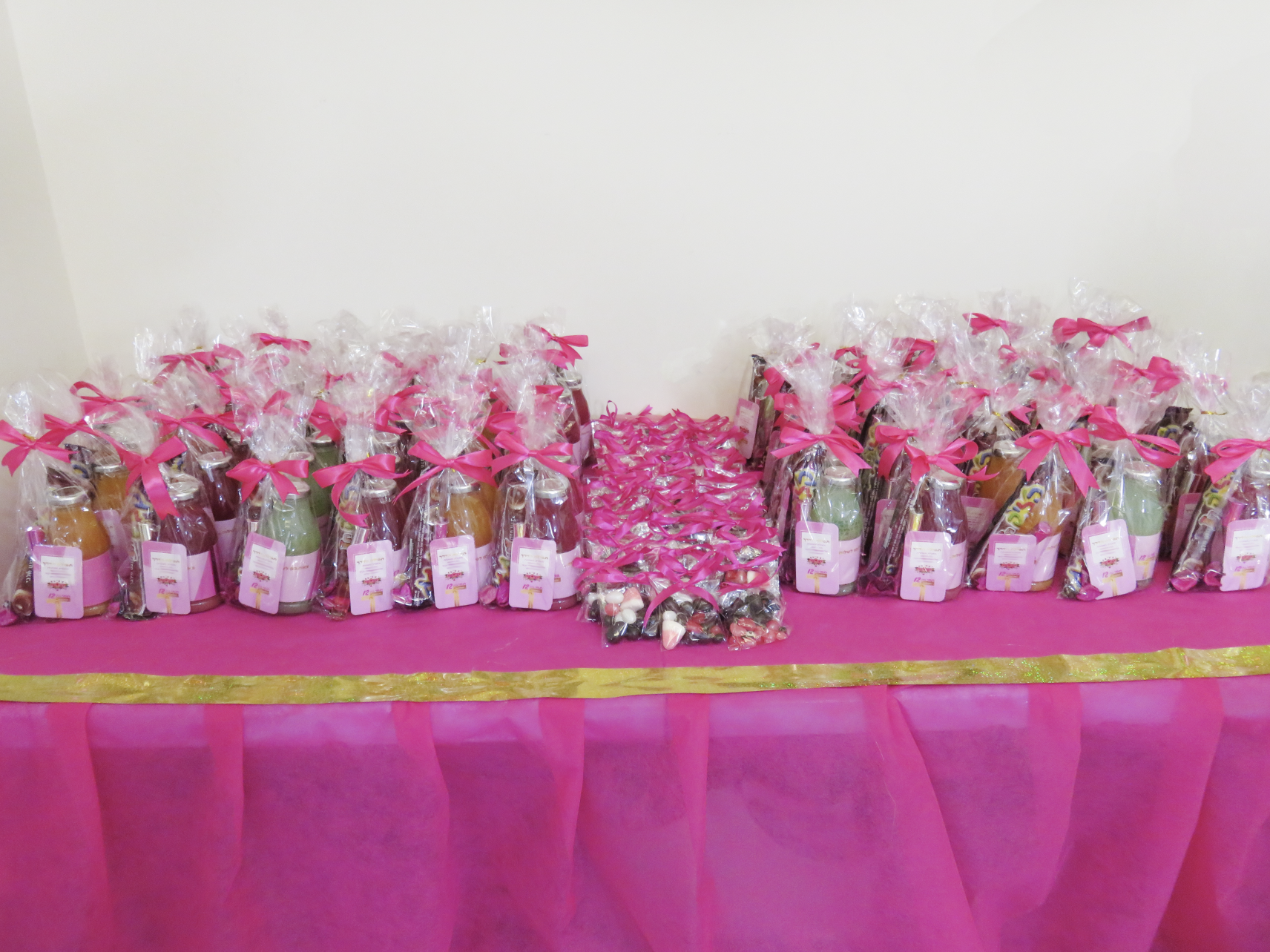 שולחן מזכרות